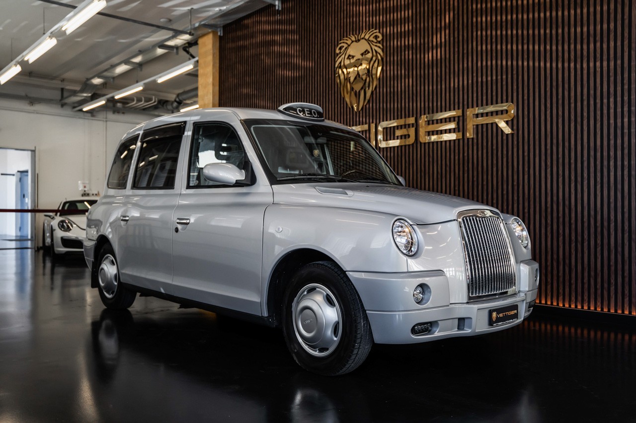 LTI Vehicles Taxi (TX4)