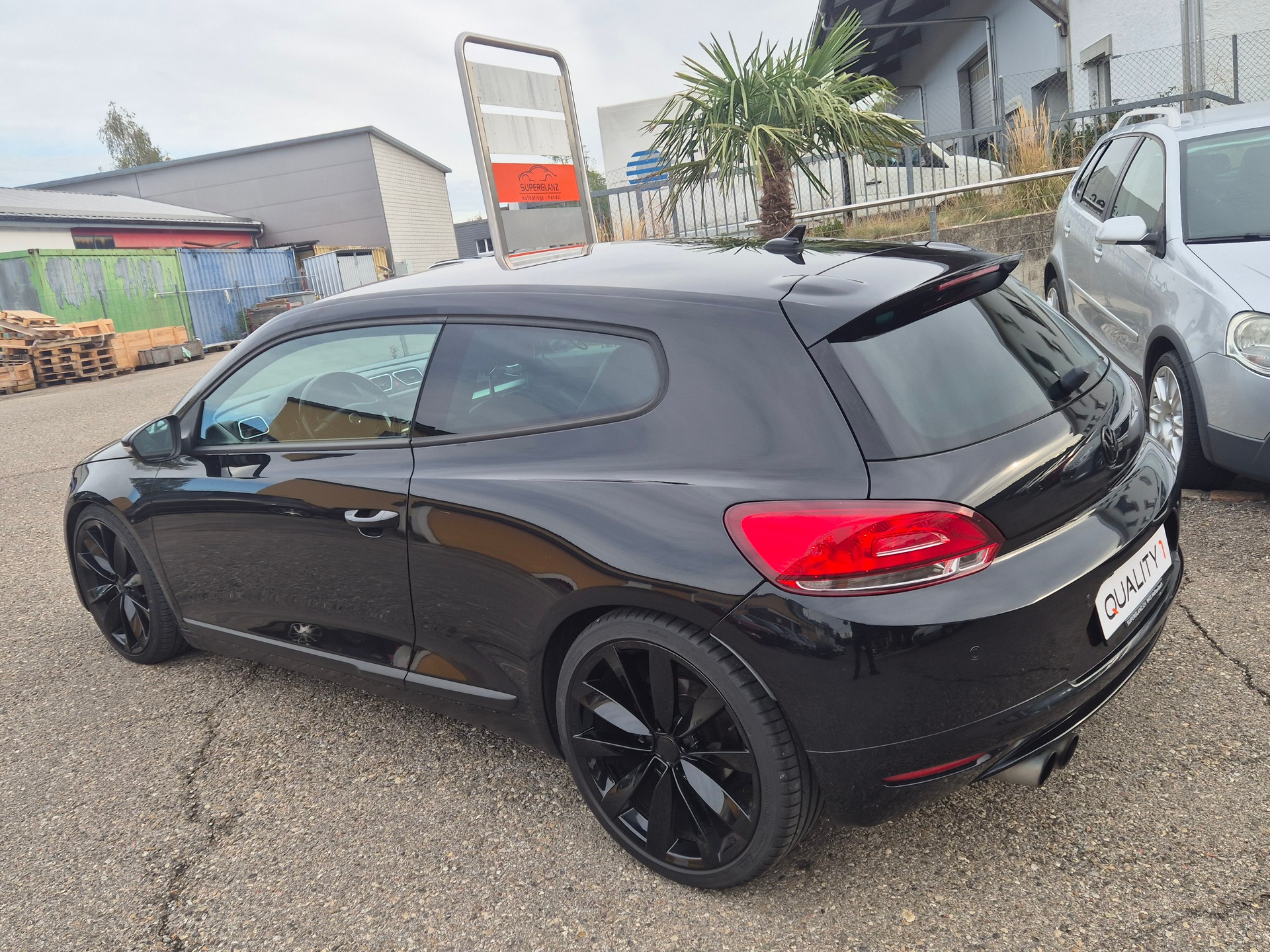 VW Scirocco 2.0 TSI DSG-showroom-element-3