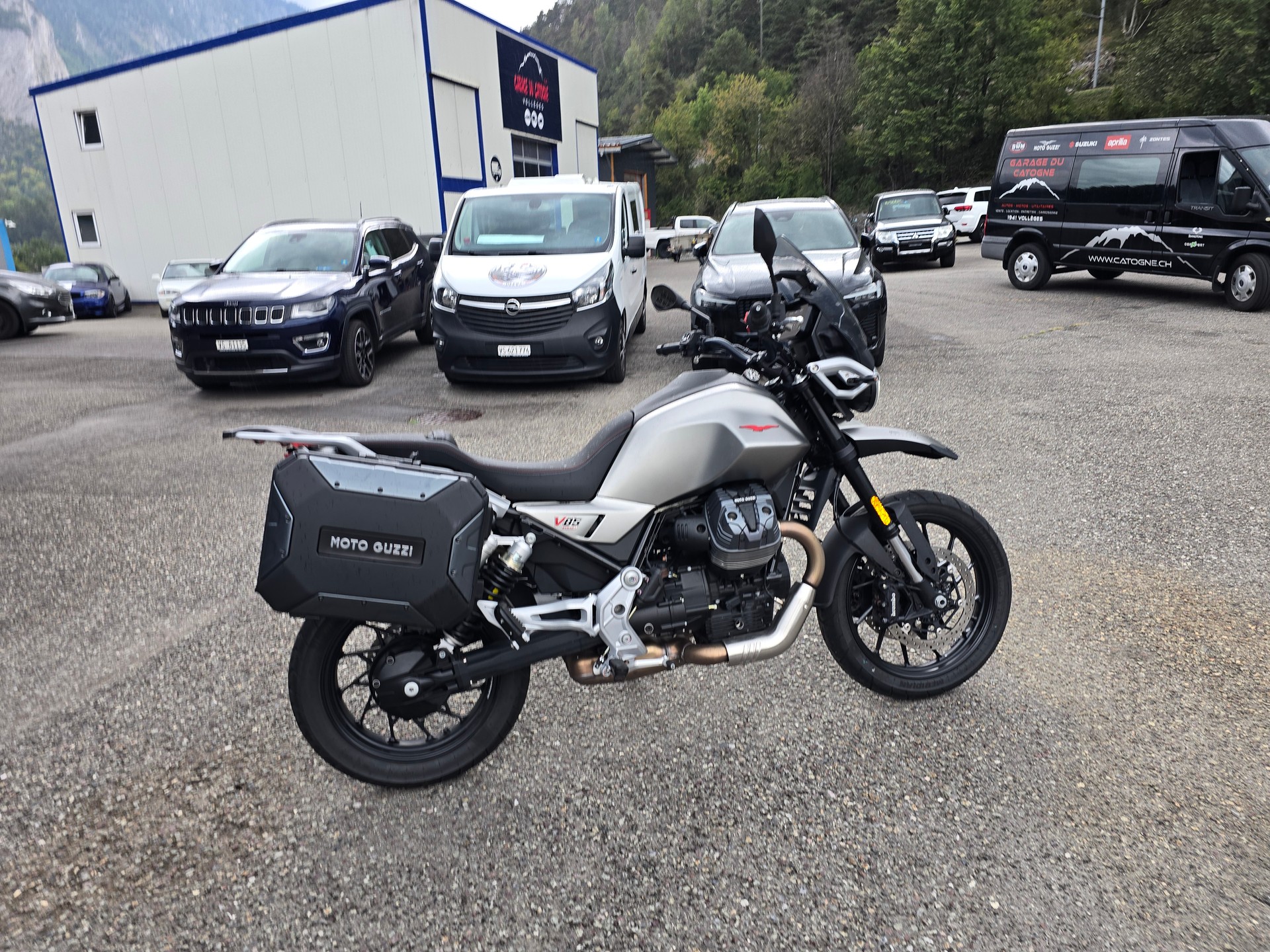 MOTO GUZZI V85 TT Strada E5+-image-7