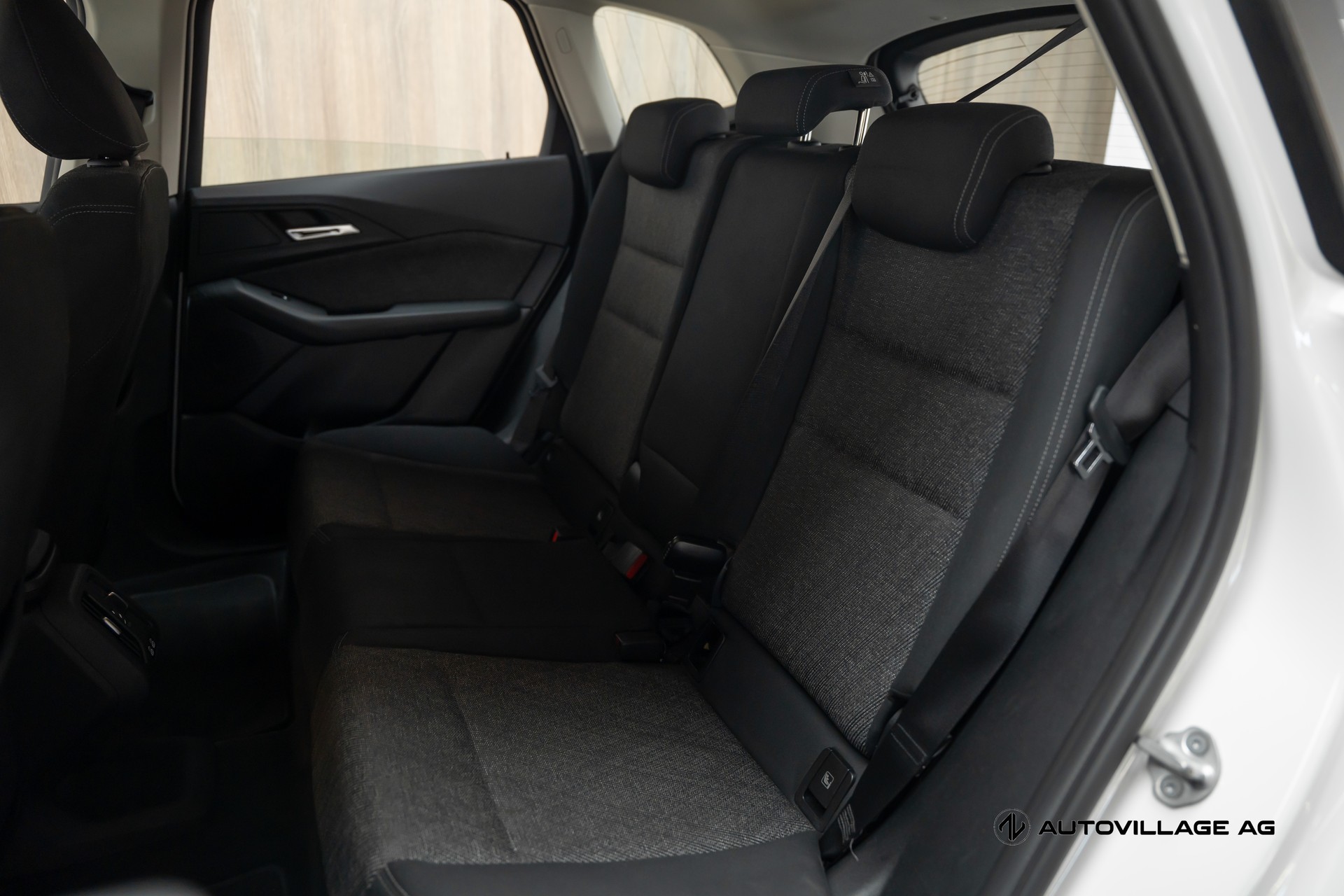 BMW 225e xDrive Active Tourer-image-9