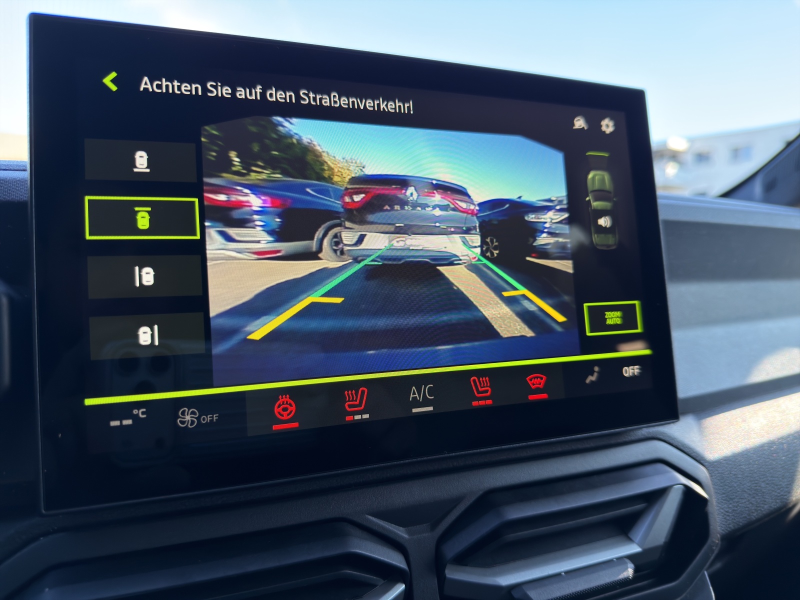 DACIA Duster 1.8 Hybrid Journey-image-11