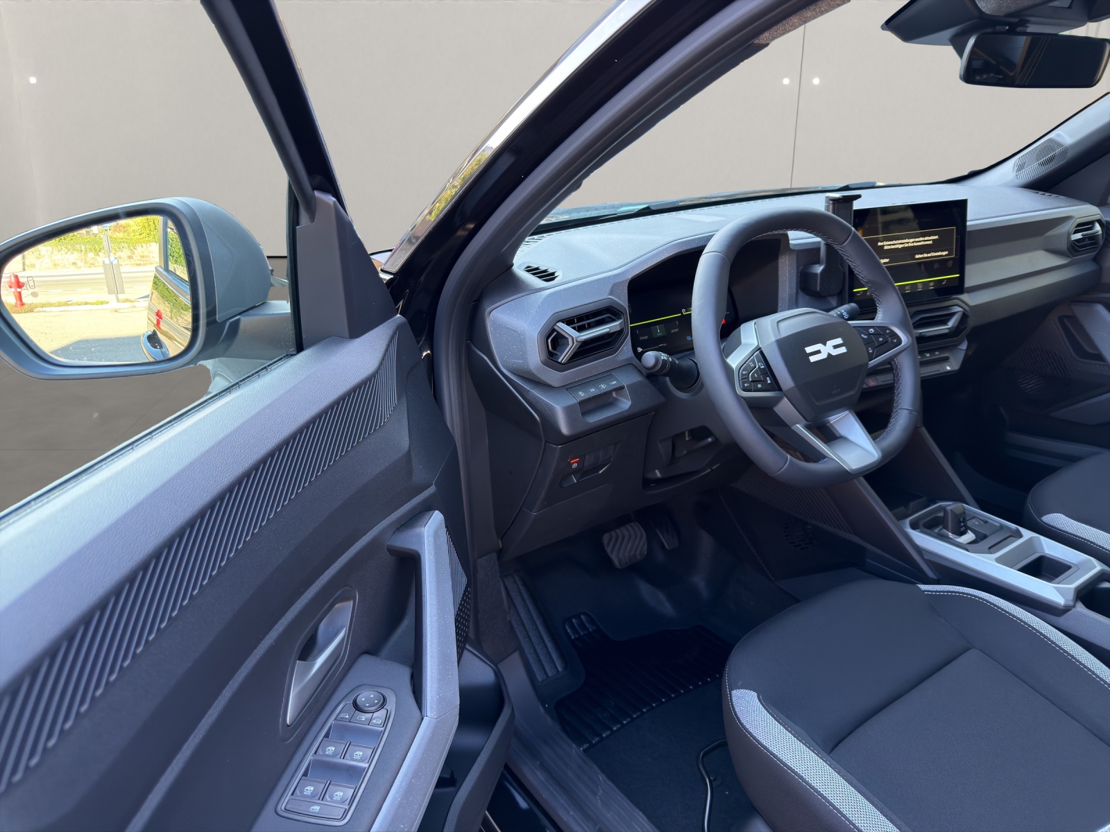 DACIA Duster 1.8 Hybrid Journey-image-5