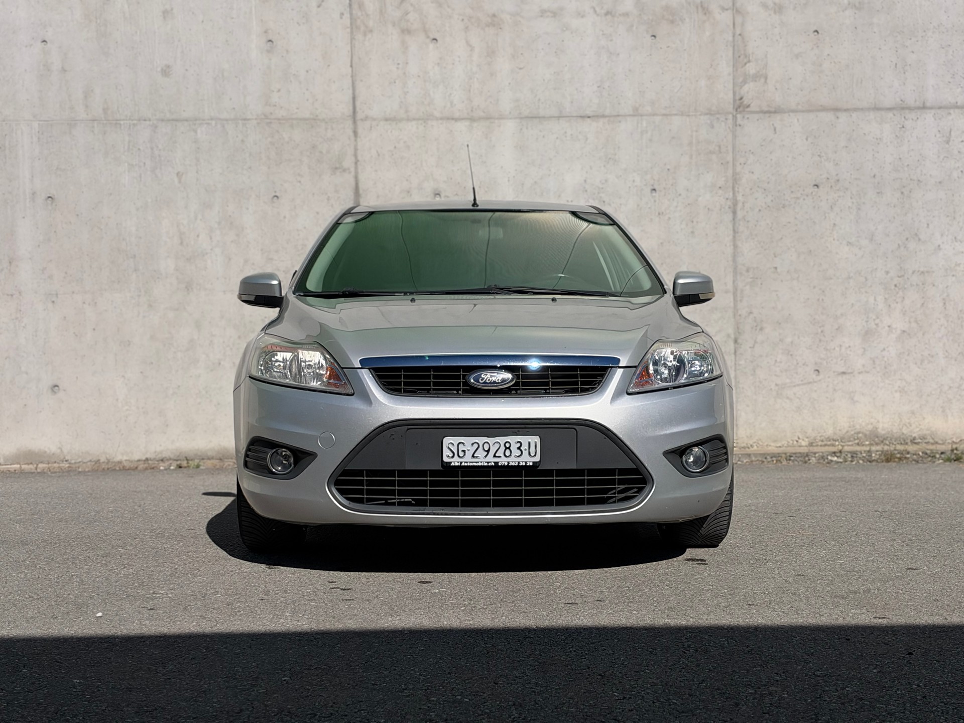 FORD Focus 1.6i VCT Carving-image-2