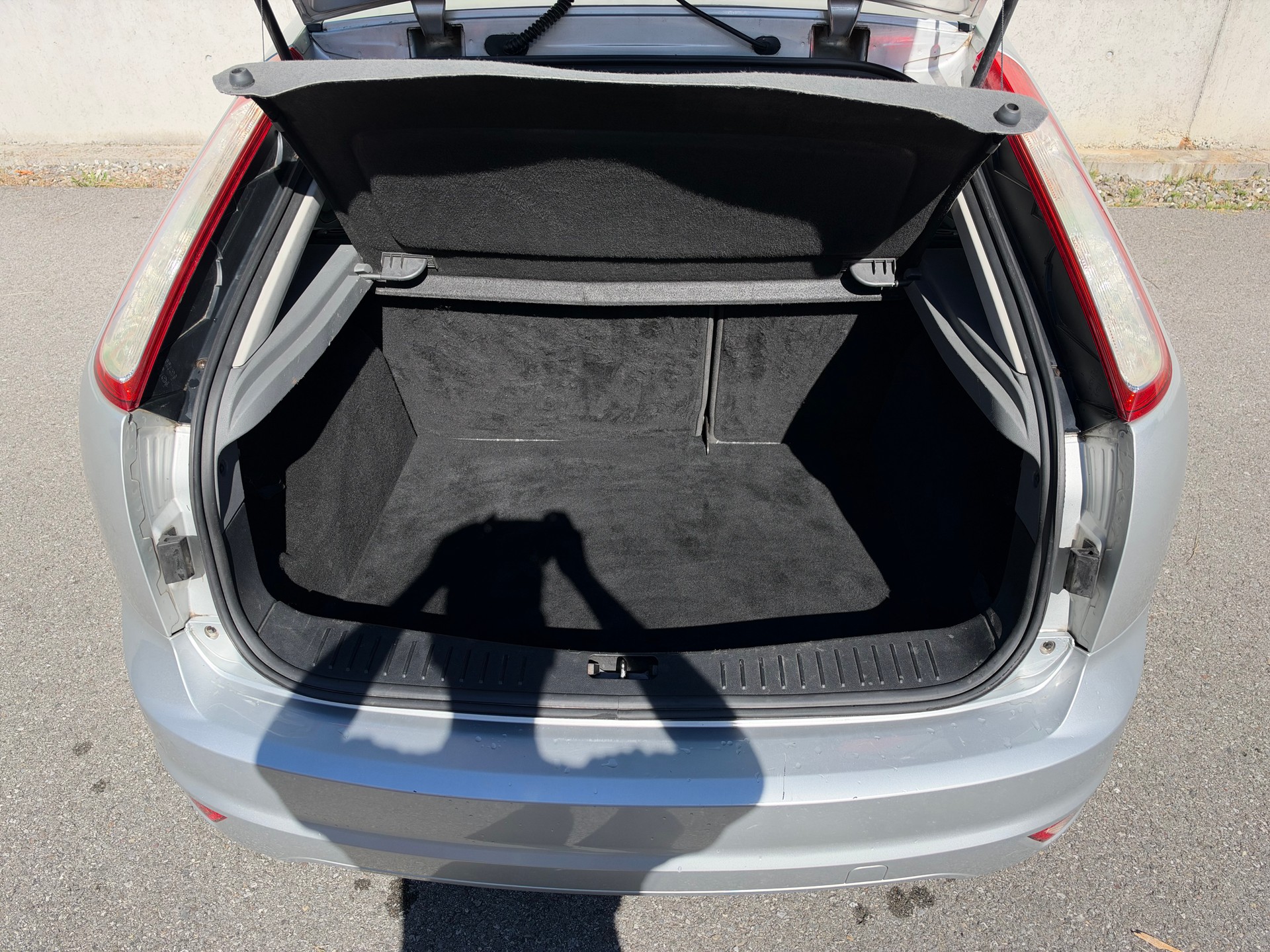 FORD Focus 1.6i VCT Carving-image-7
