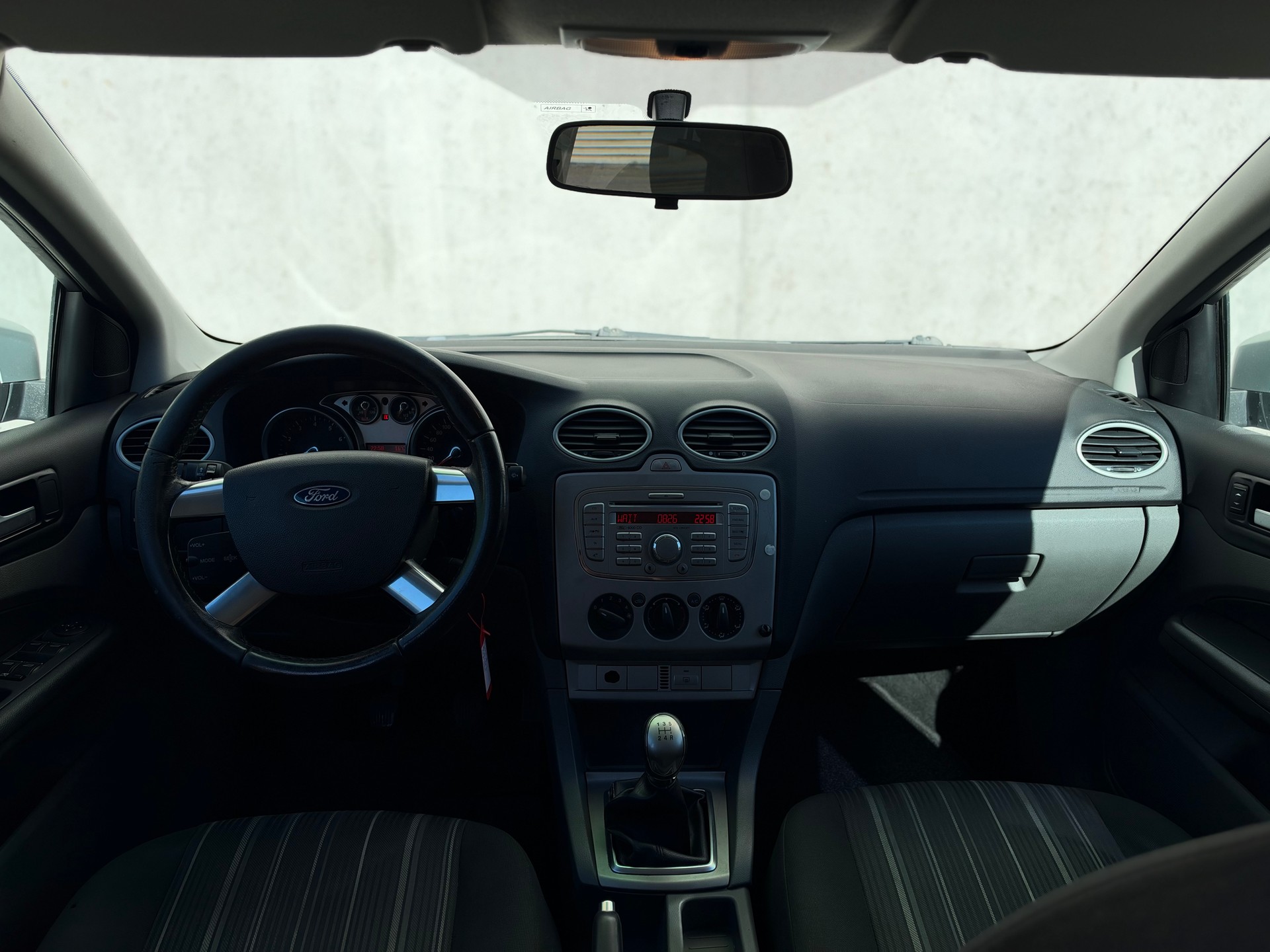 FORD Focus 1.6i VCT Carving-image-11