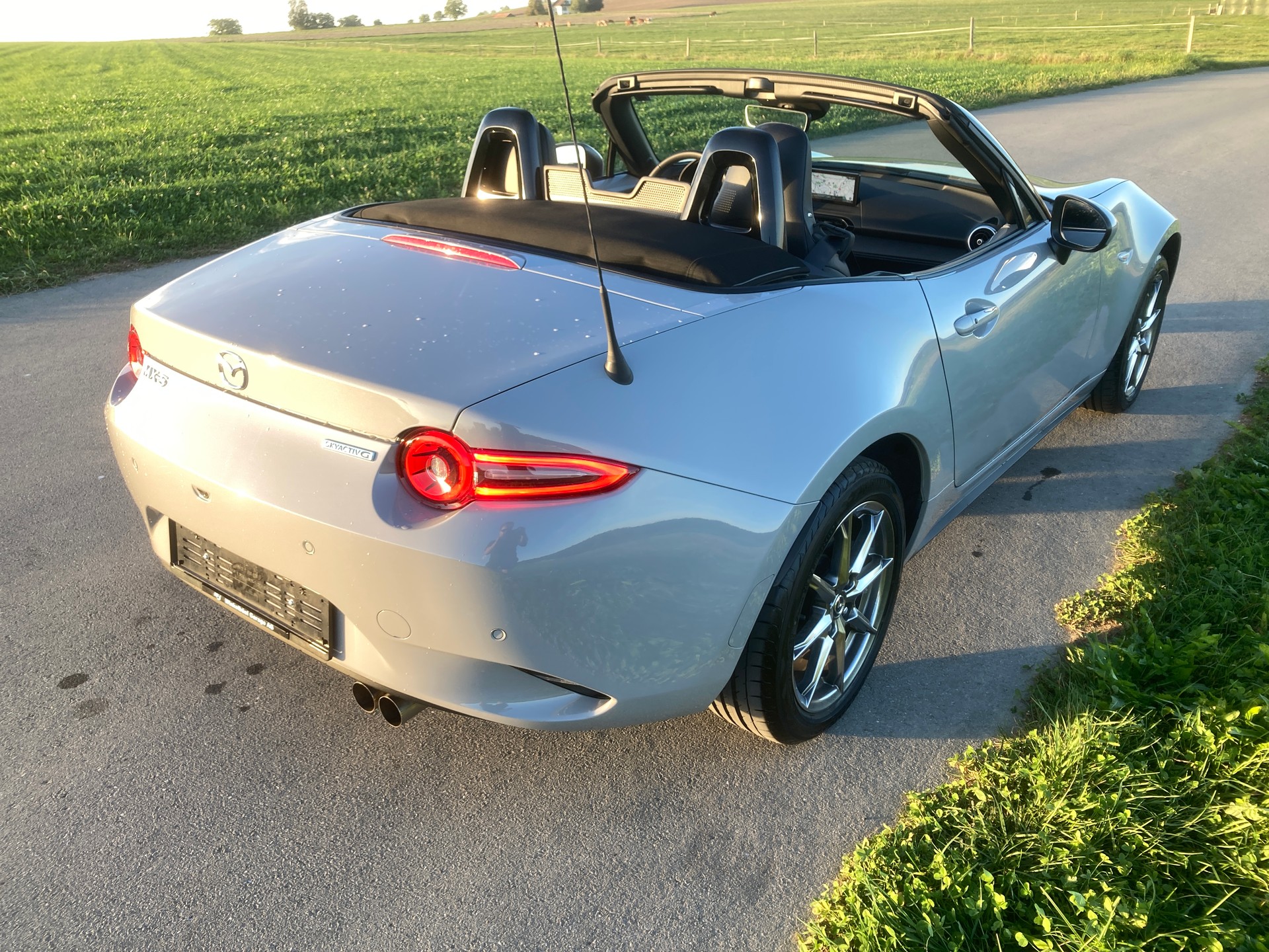 MAZDA MX-5 Skyactiv-G 132 Exclusive-line-image-2