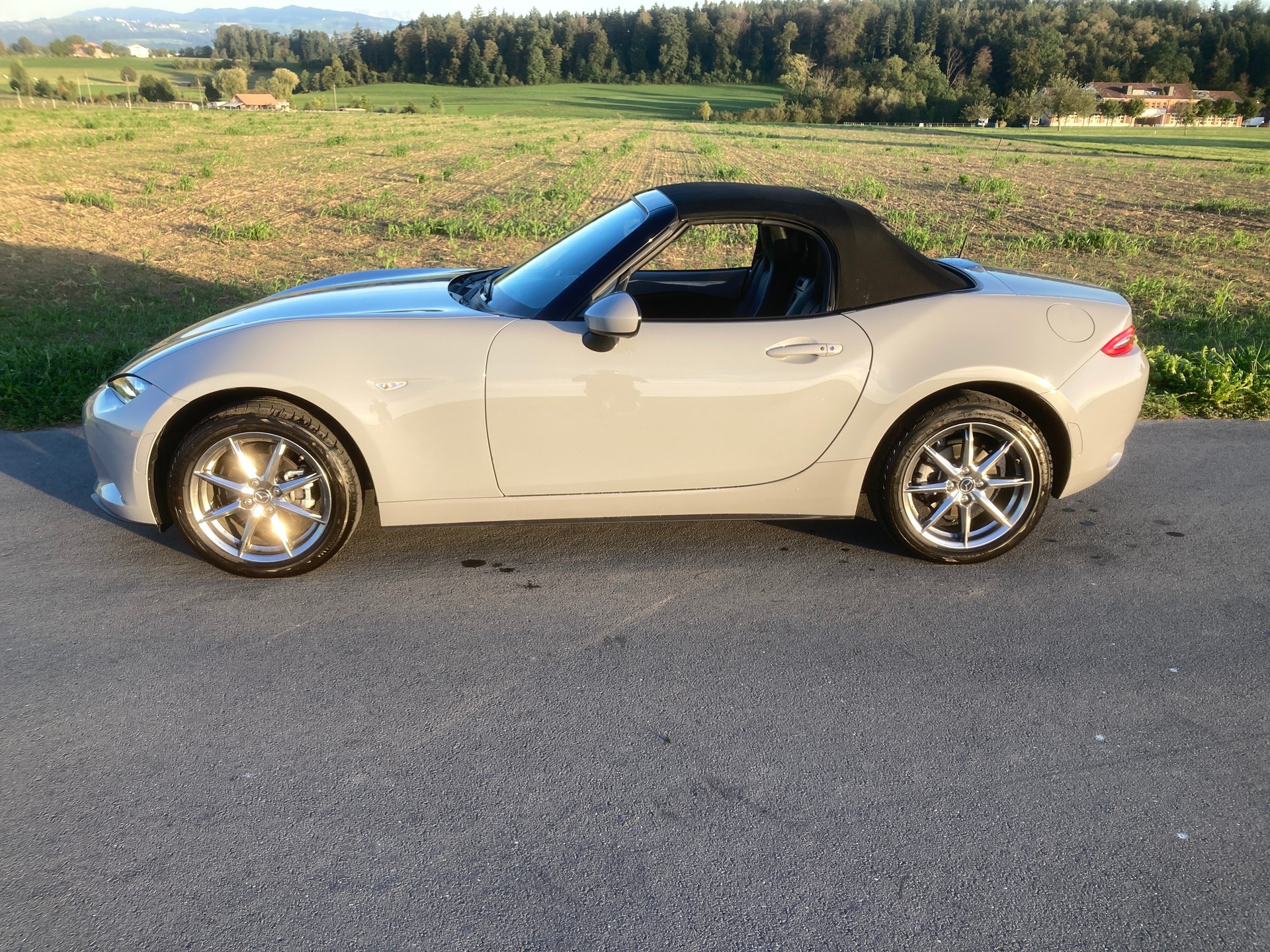MAZDA MX-5 Skyactiv-G 132 Exclusive-line-image-8