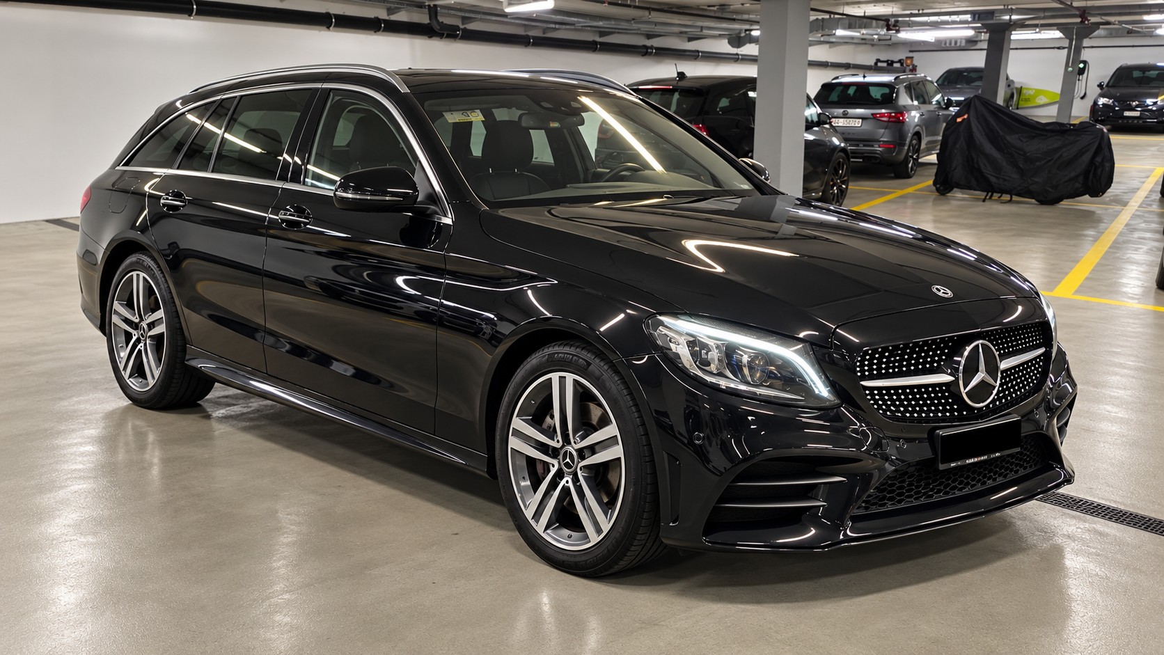 MERCEDES-BENZ C 200 Swiss Star AMG Line 4M 9G-Tronic-showroom-element-1