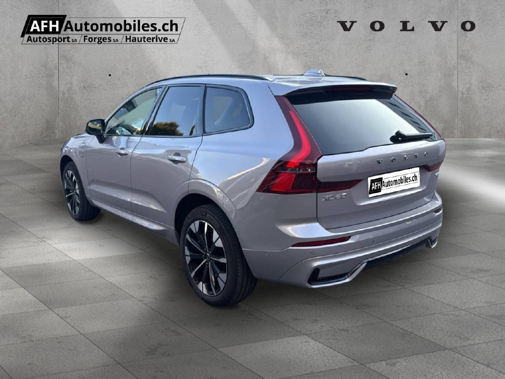 VOLVO XC60 2.0 T6 TE Plus Dark eAWD-showroom-element-2