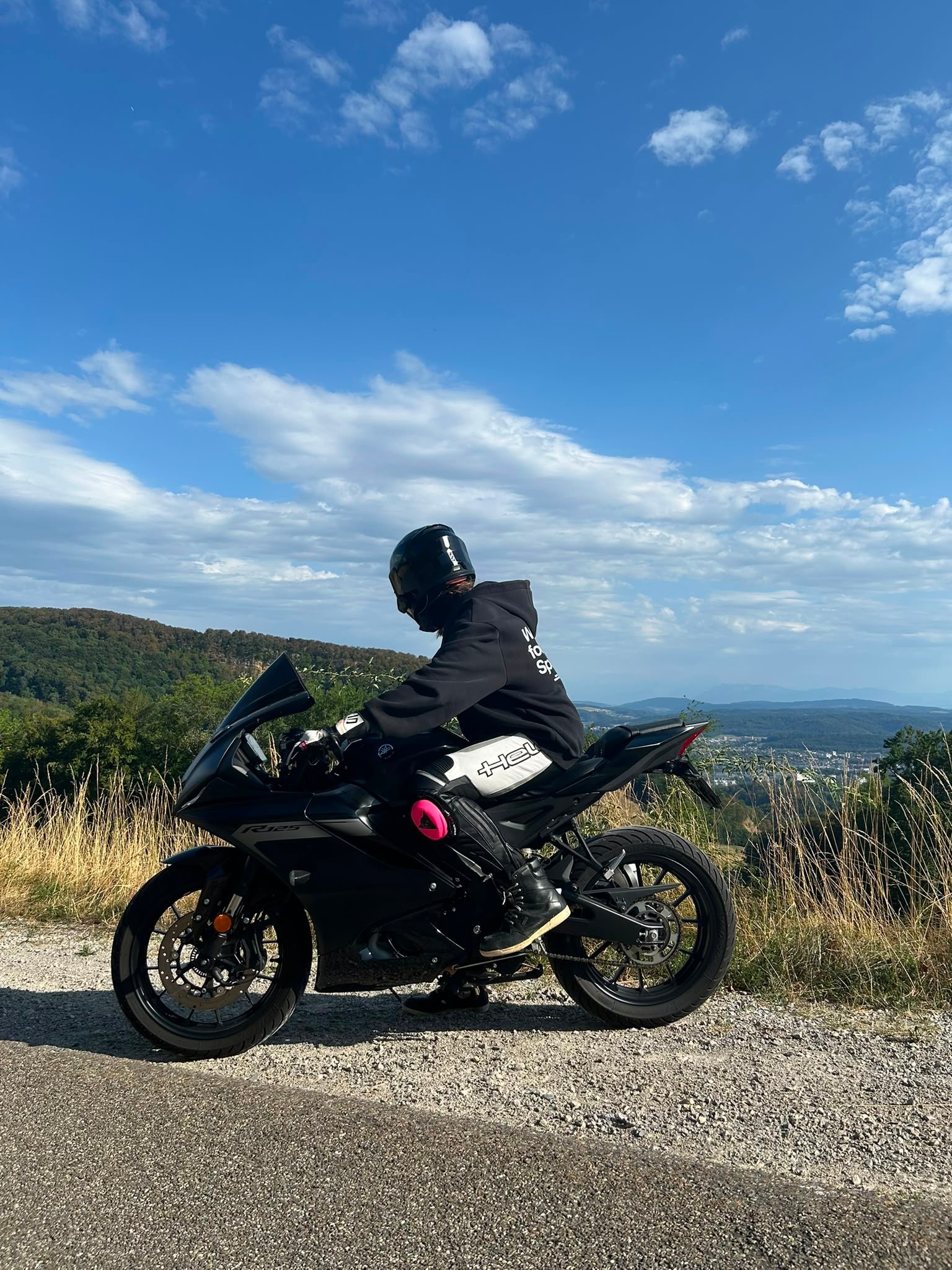 YAMAHA YZF-R 125 ABS-image-3