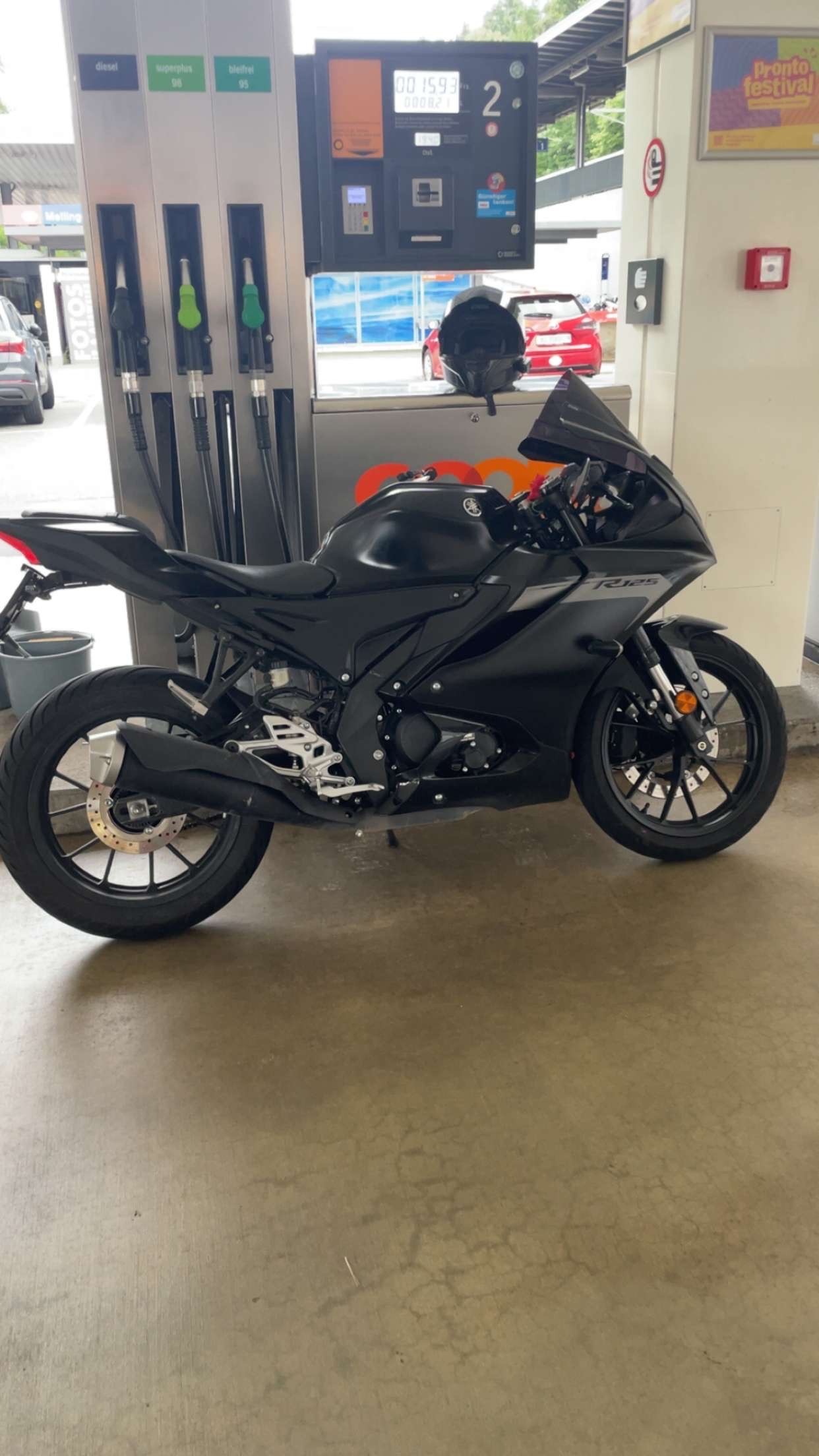 YAMAHA YZF-R 125 ABS-image-7
