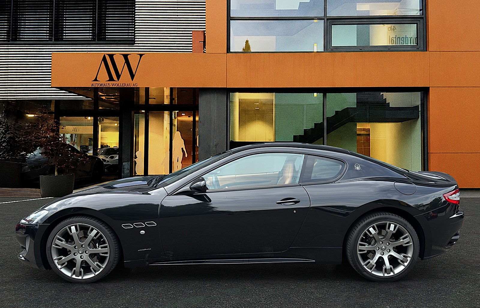 MASERATI Gran Turismo 4.7 V8 Sport / Top Zustand-showroom-element-1