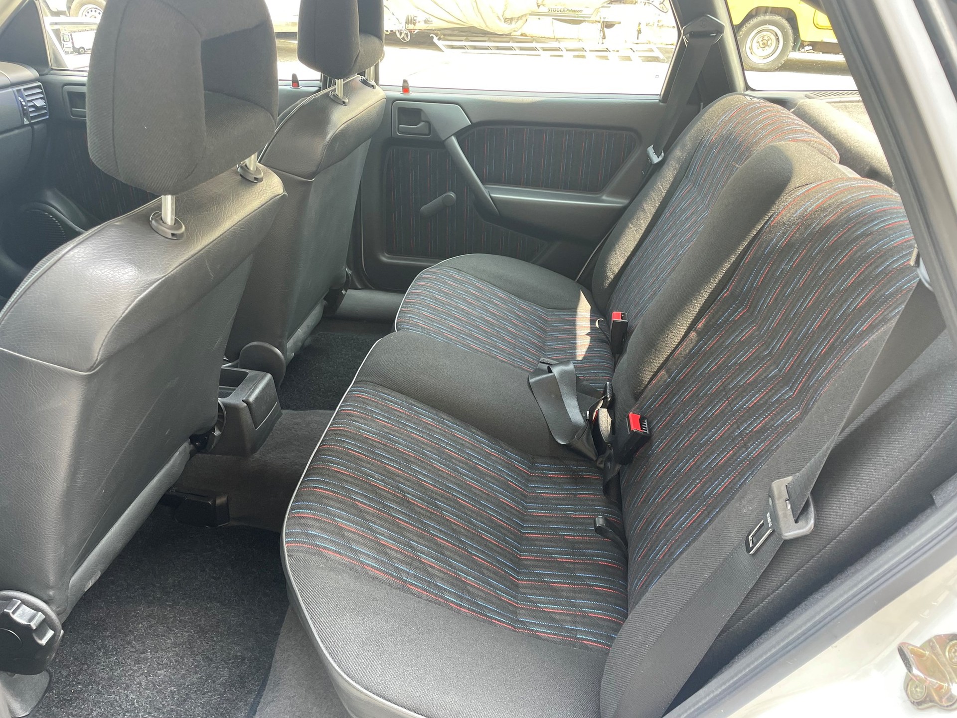 OPEL Vectra 2.0i CD-image-6