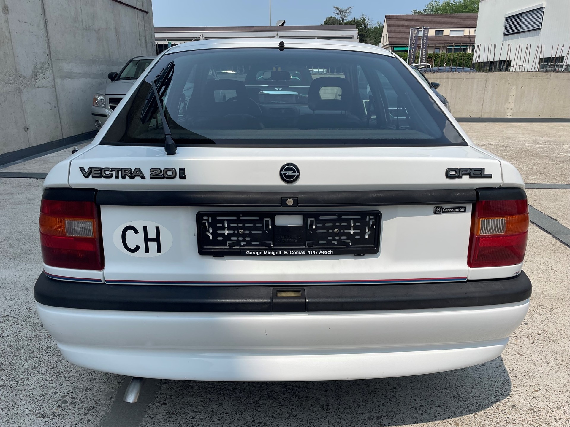 OPEL Vectra 2.0i CD-image-8