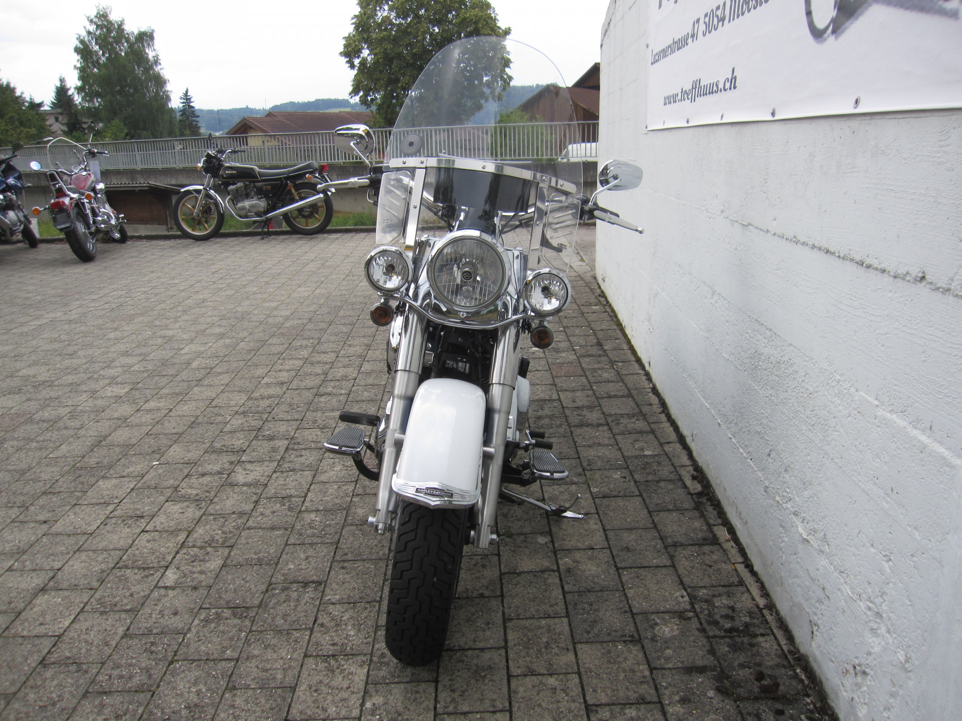 HARLEY-DAVIDSON FLSTN 1690 Softail Deluxe-image-1