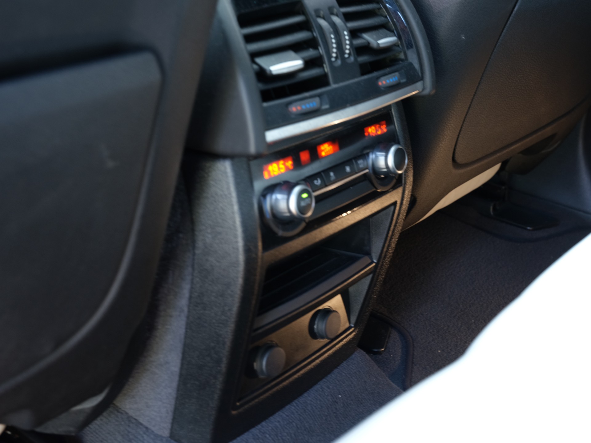 BMW X6M Steptronic-image-28
