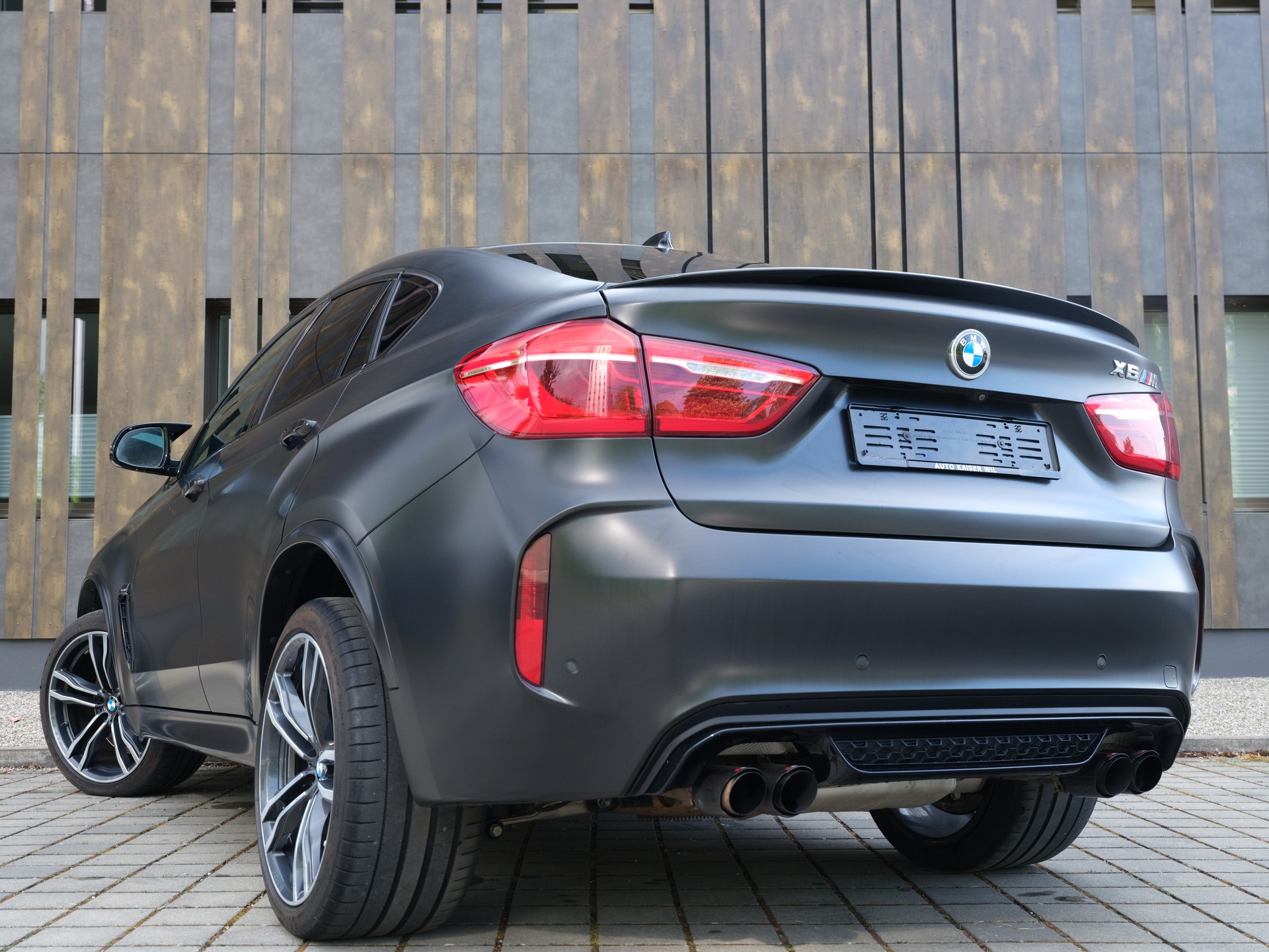 BMW X6M Steptronic-image-7