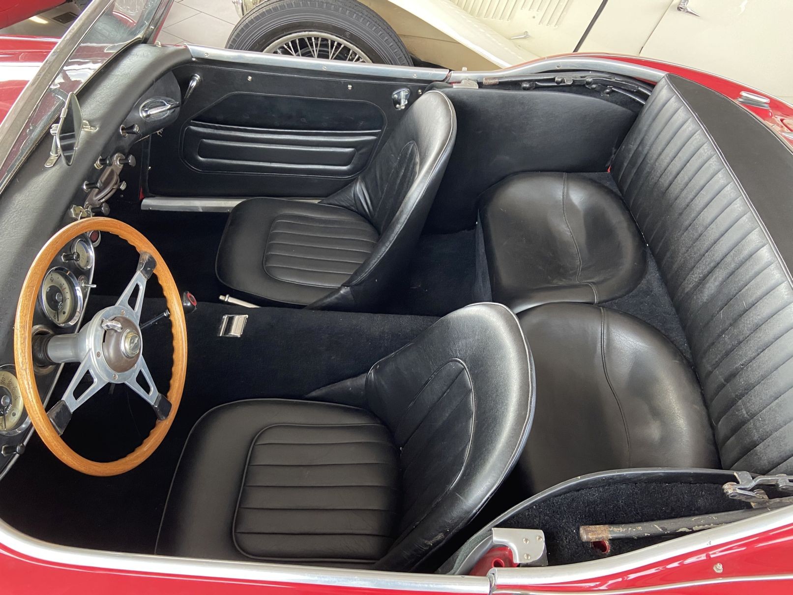 AUSTIN-HEALEY 3000 BT7 Veteran-image-5
