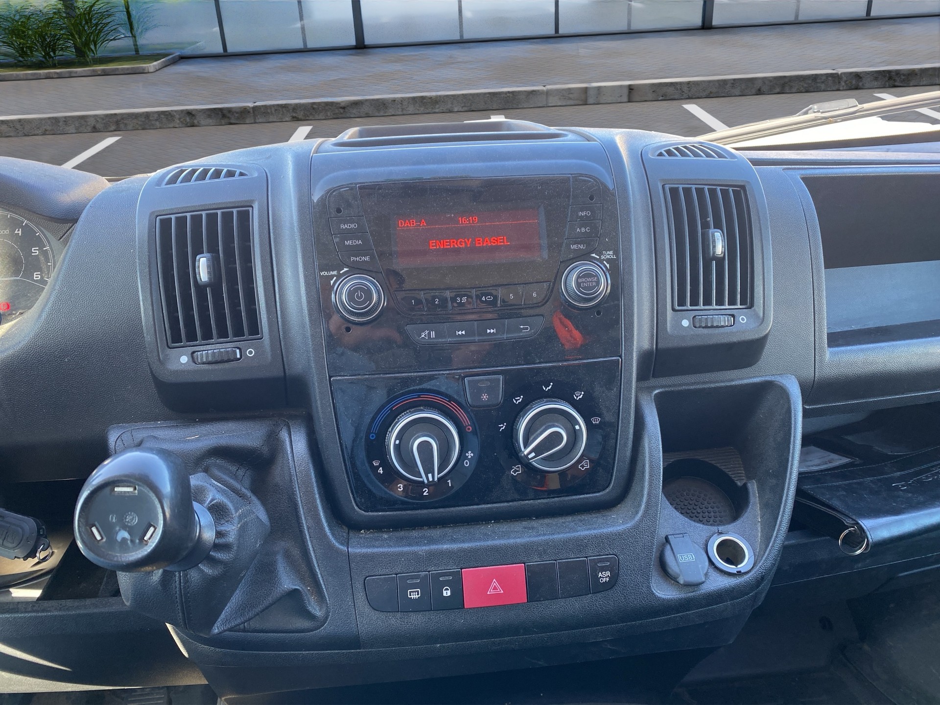 FIAT Ducato 33 2.3 MJ-image-11