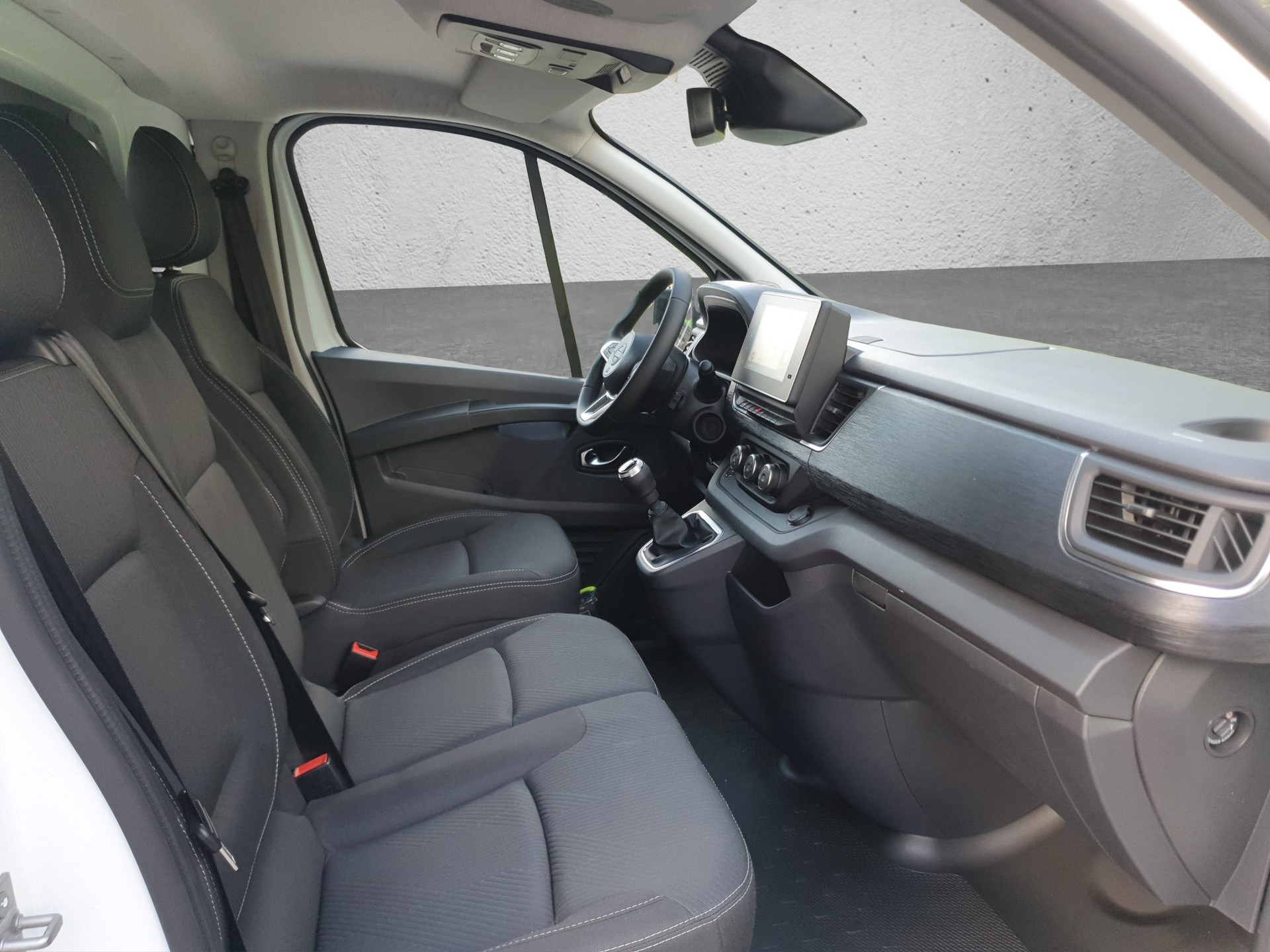 NISSAN Primastar 150 L1H1 N-Connecta HK M-image-14
