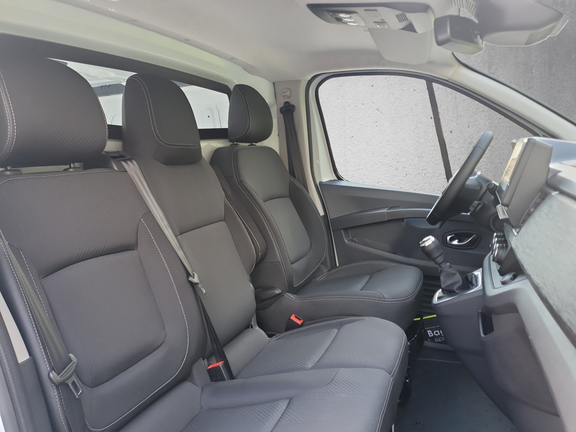 NISSAN Primastar 150 L1H1 N-Connecta HK M-image-15
