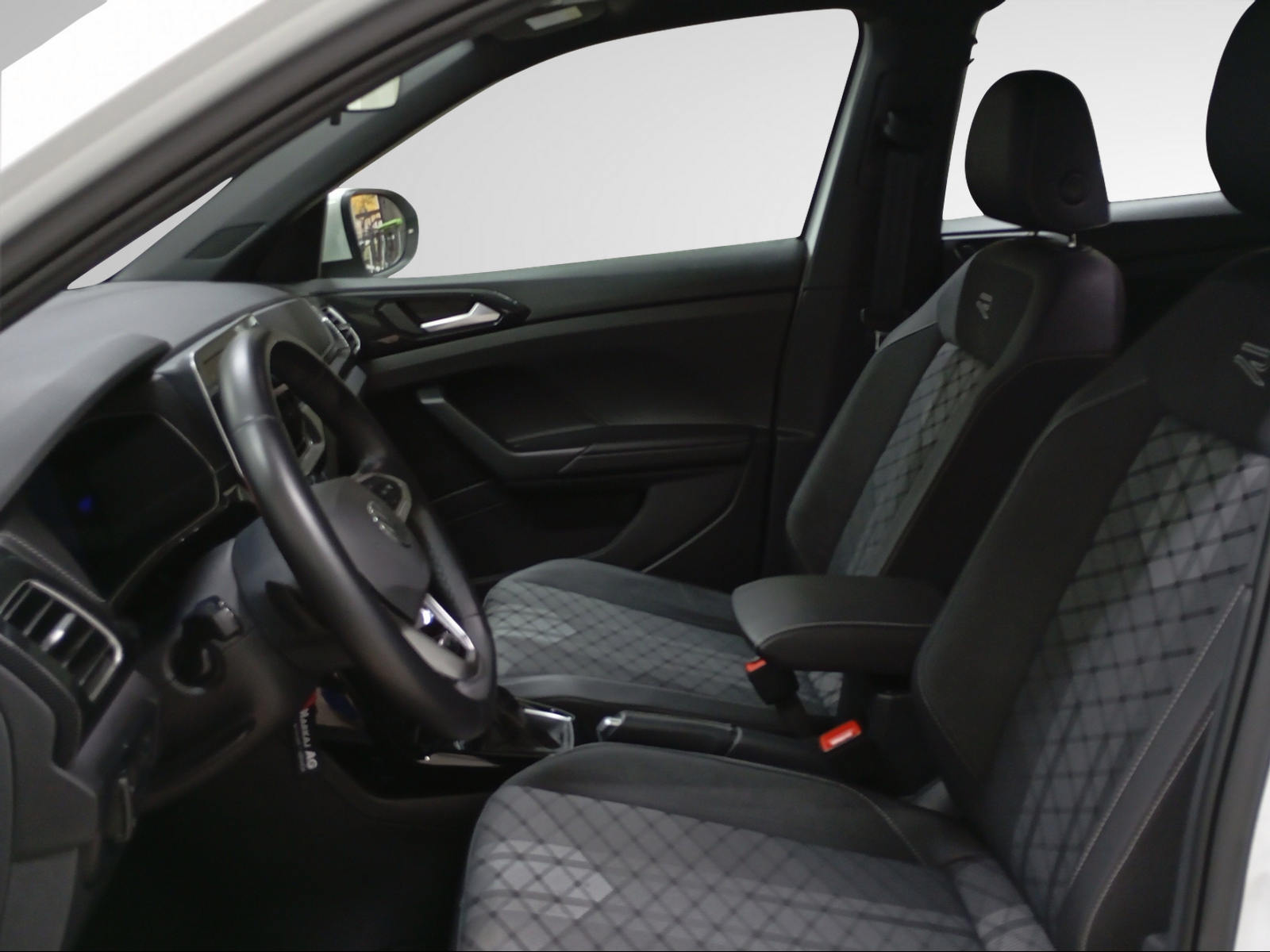 VW T-Cross 1.5 TSI EVO ACT R-Line DSG-image-10