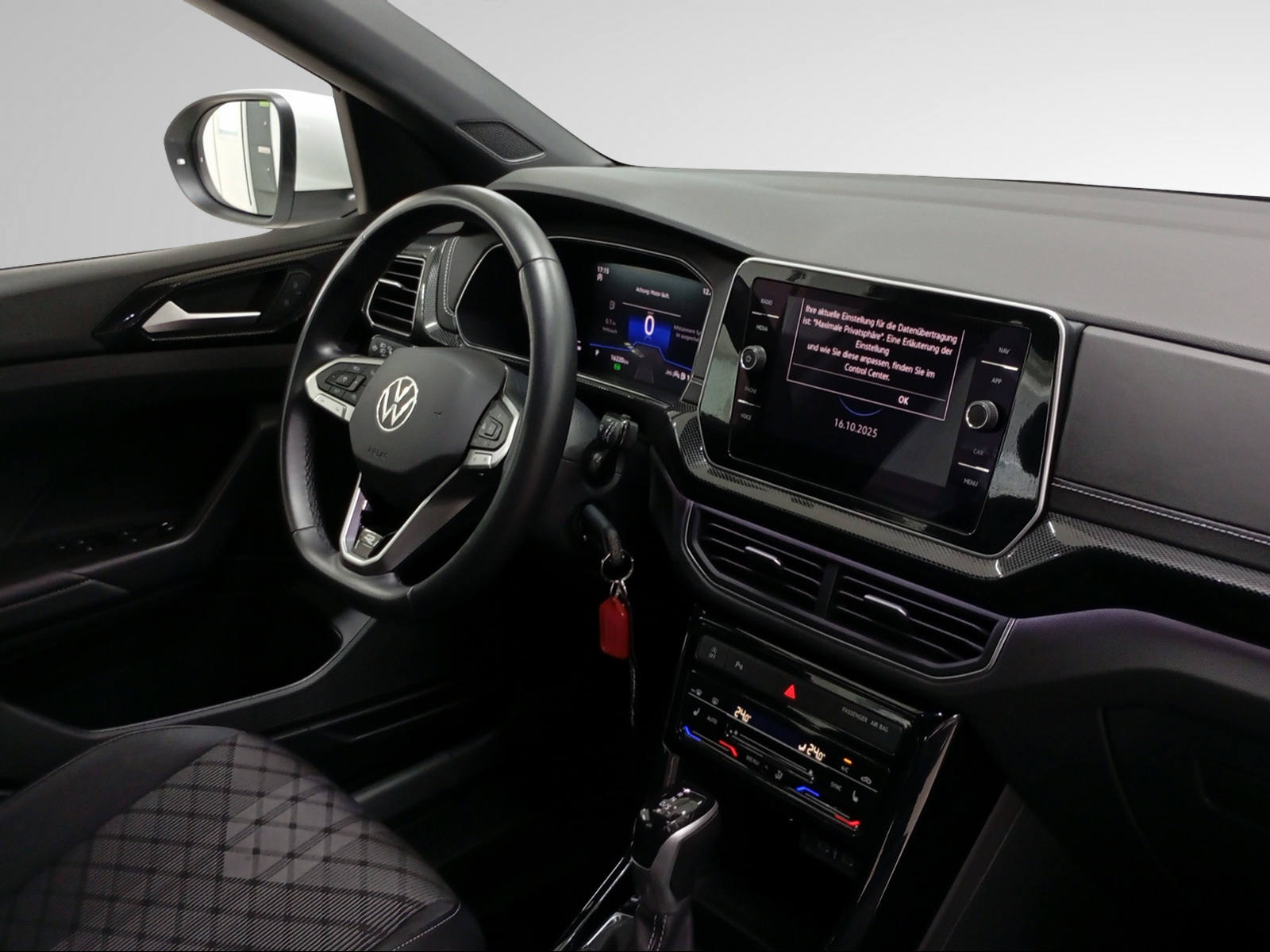 VW T-Cross 1.5 TSI EVO ACT R-Line DSG-image-30