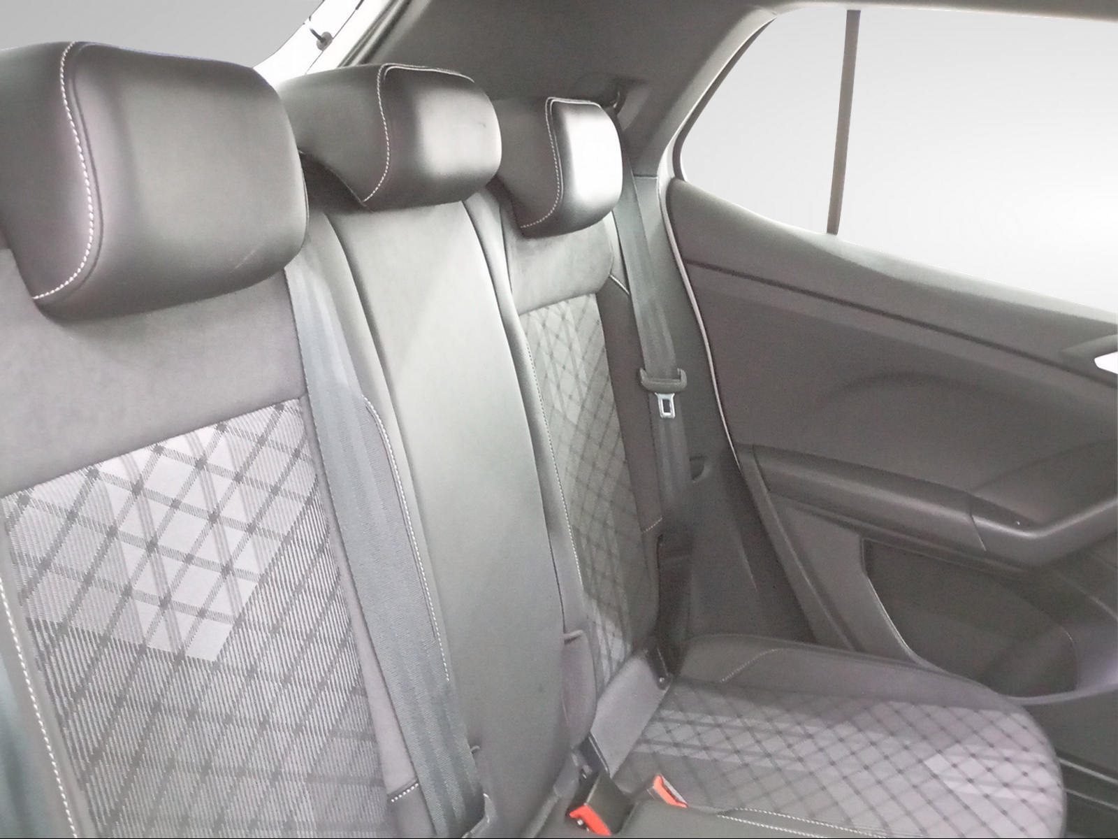 VW T-Cross 1.5 TSI EVO ACT R-Line DSG-image-24