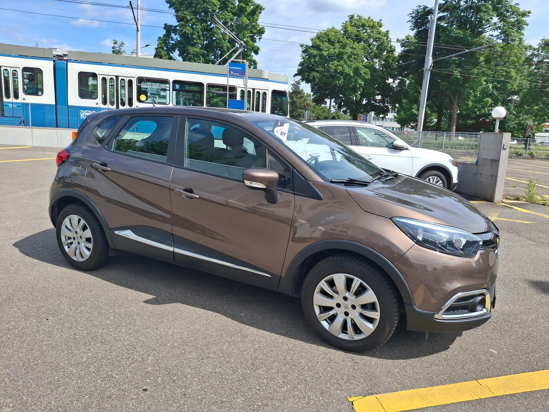 RENAULT Captur 1.2 T 16V Dynamique EDC-image-8