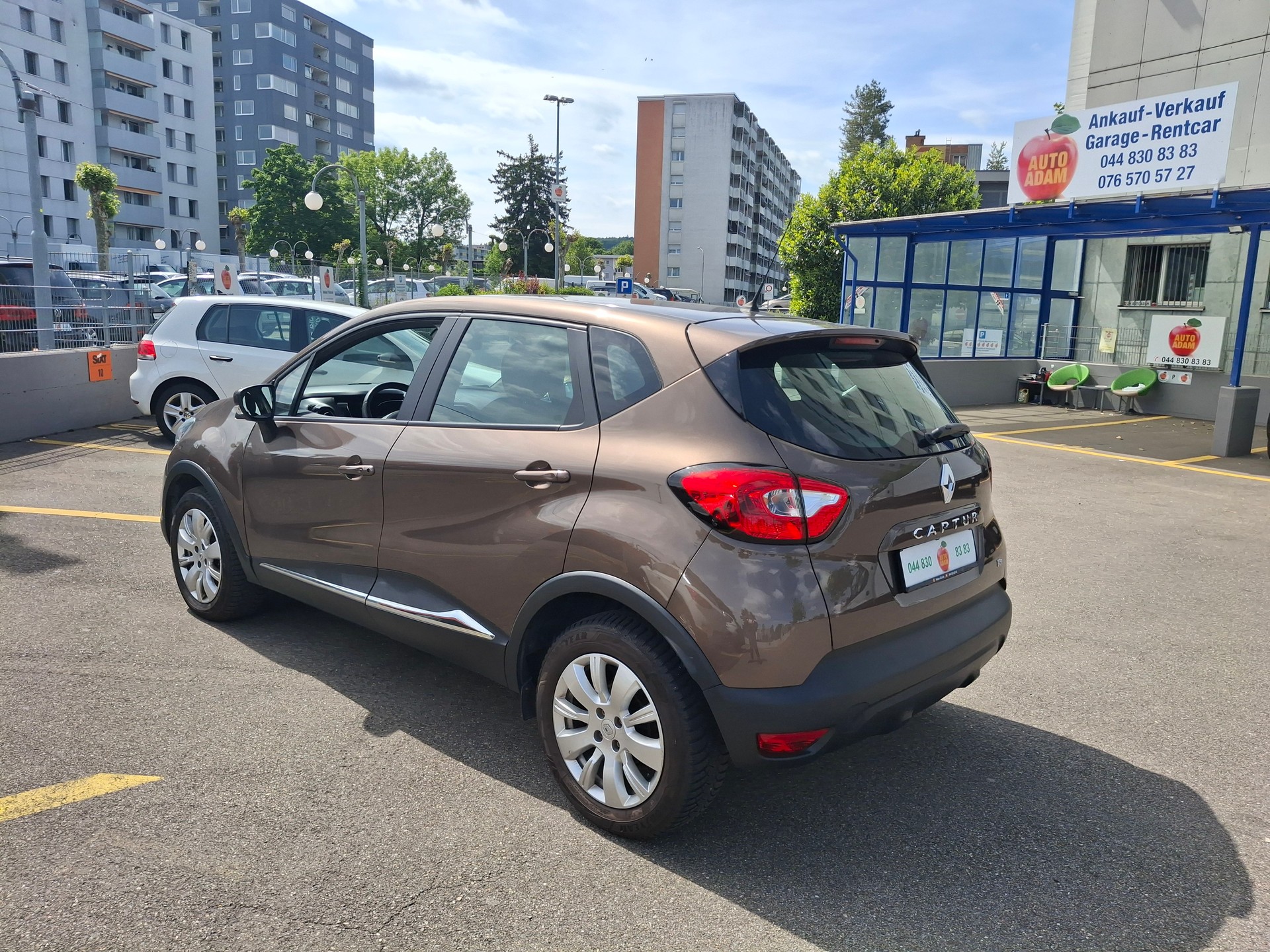 RENAULT Captur 1.2 T 16V Dynamique EDC-image-15
