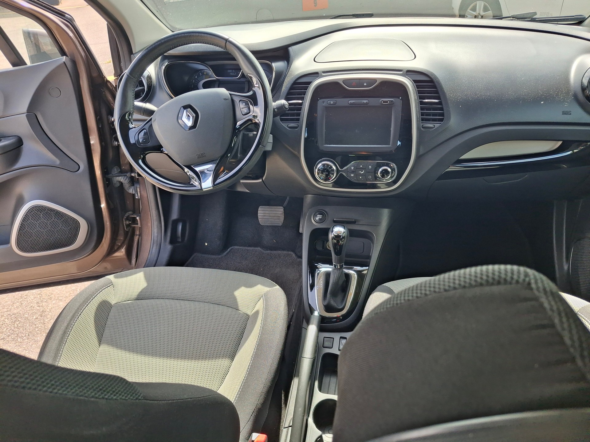 RENAULT Captur 1.2 T 16V Dynamique EDC-image-20