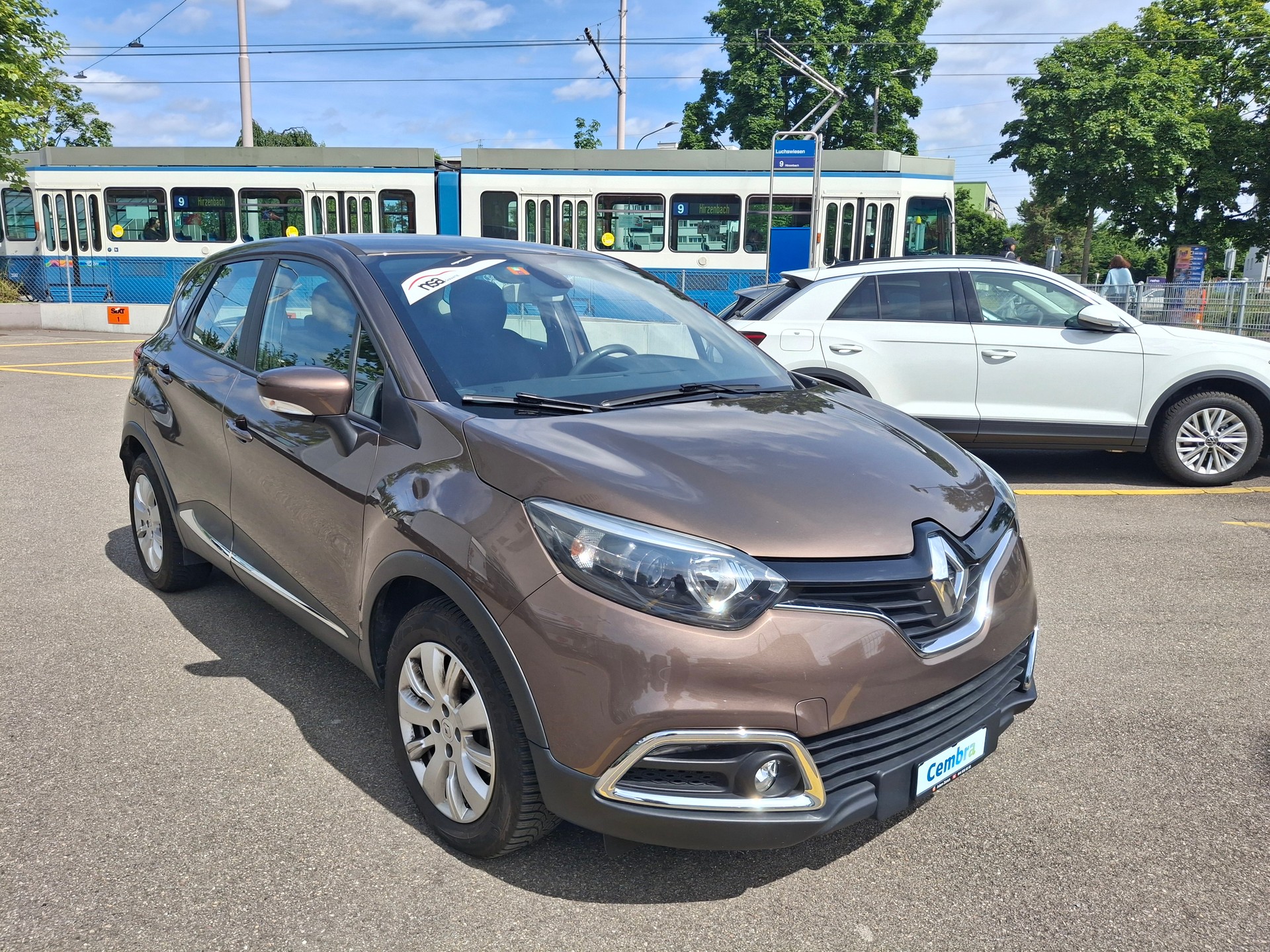 RENAULT Captur 1.2 T 16V Dynamique EDC-image-10