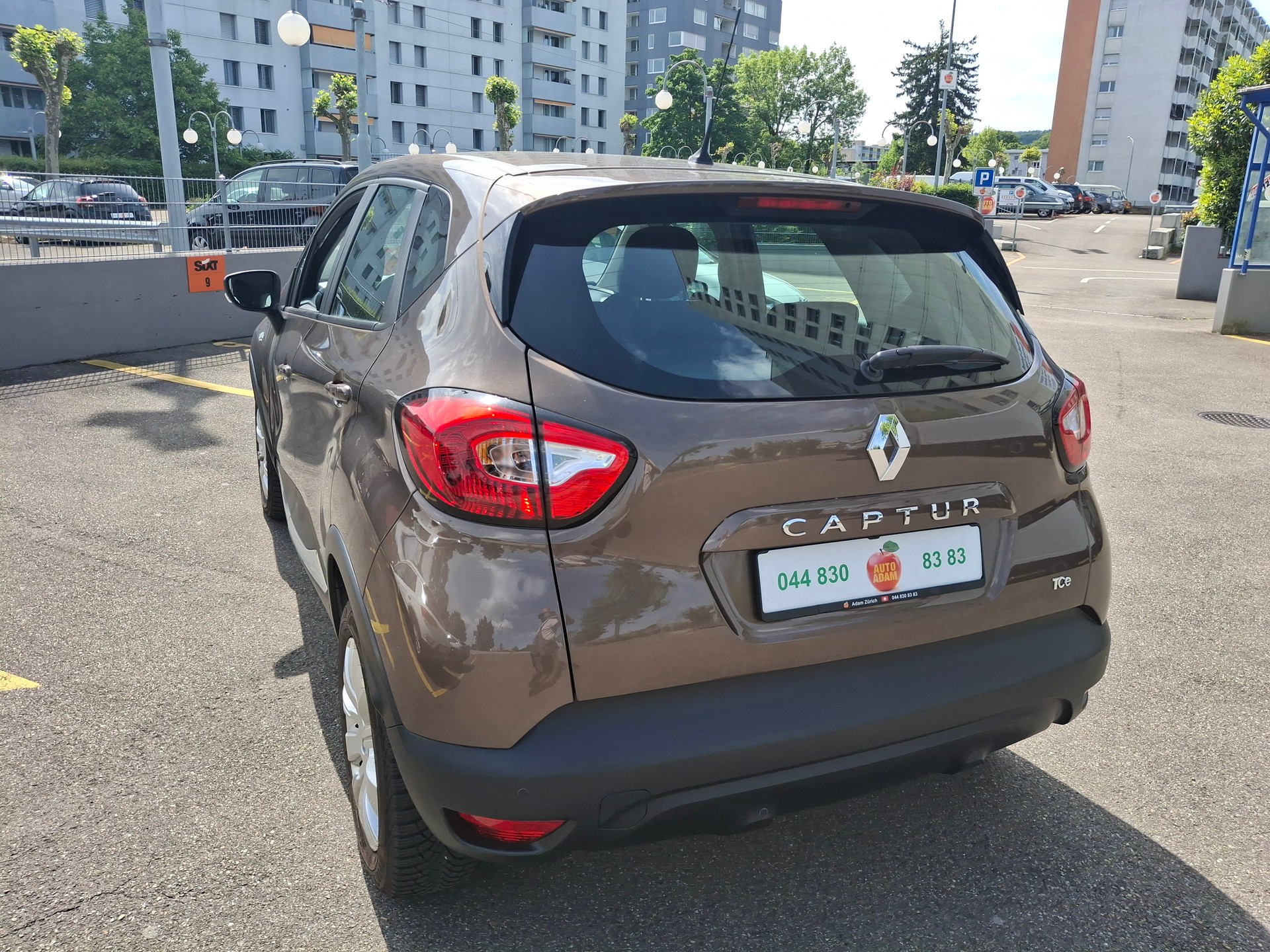 RENAULT Captur 1.2 T 16V Dynamique EDC-image-30