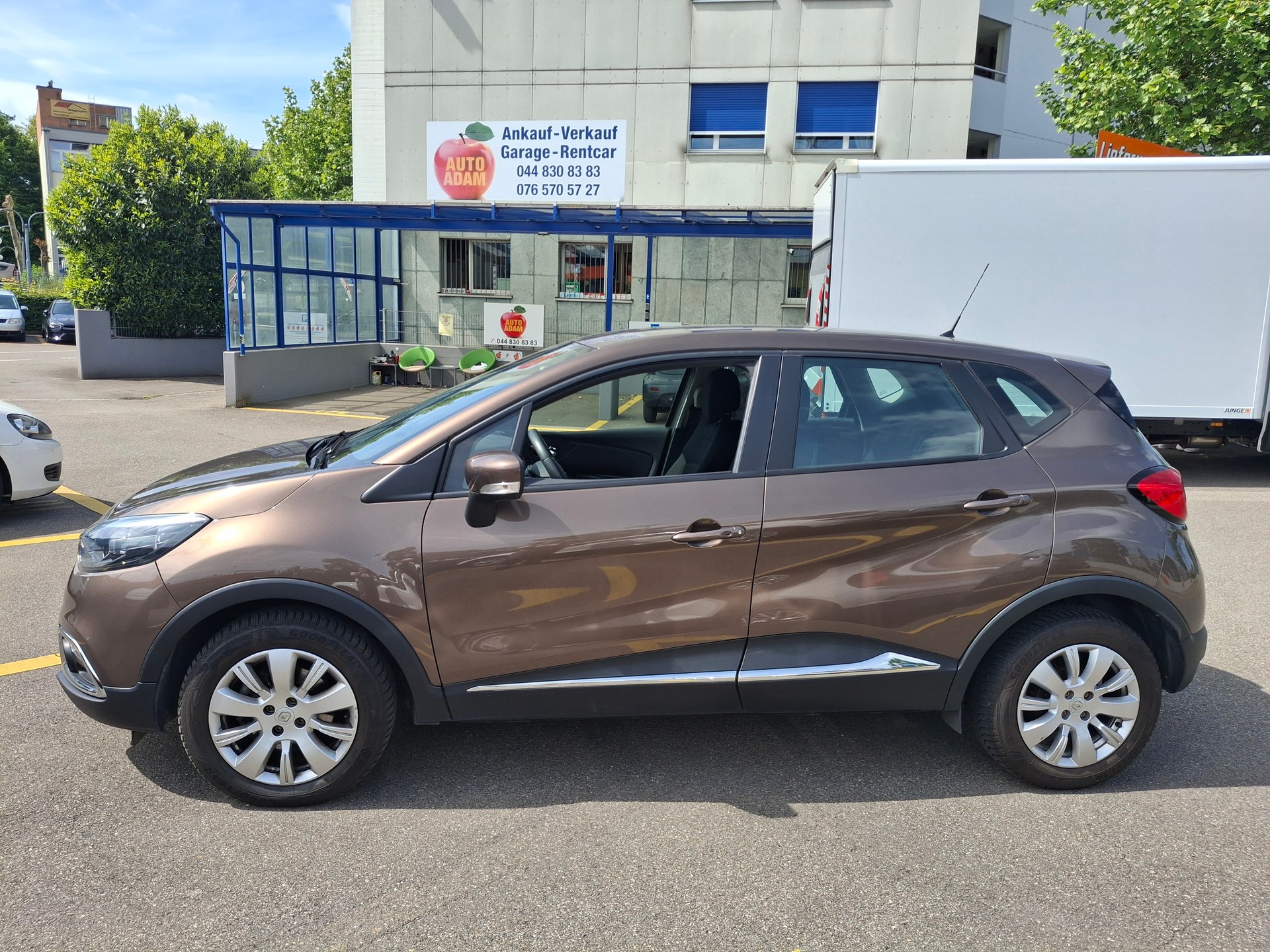 RENAULT Captur 1.2 T 16V Dynamique EDC-image-31