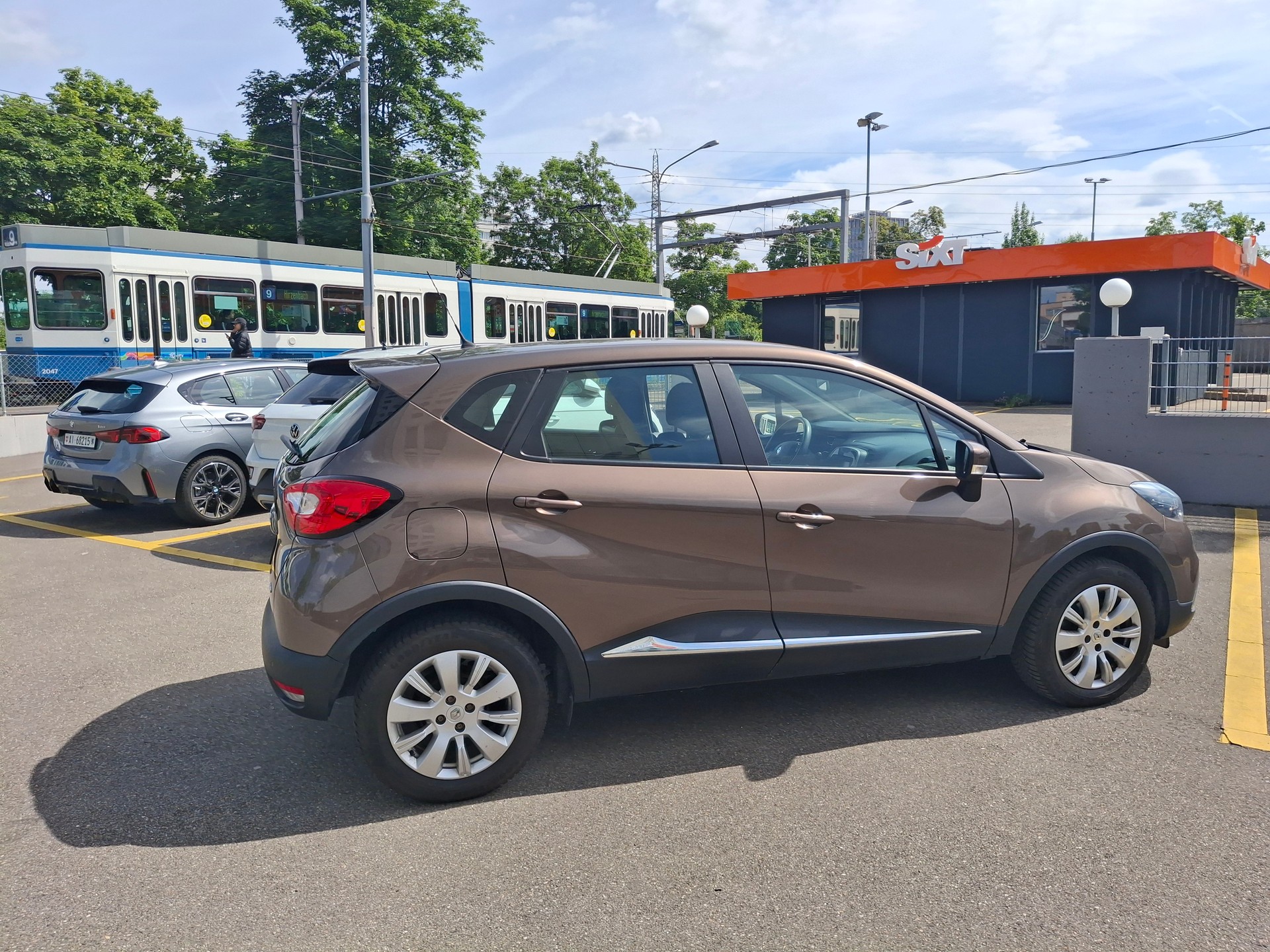 RENAULT Captur 1.2 T 16V Dynamique EDC-image-11