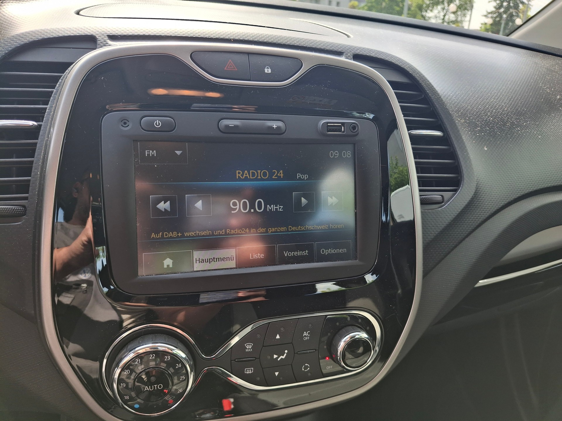 RENAULT Captur 1.2 T 16V Dynamique EDC-image-23