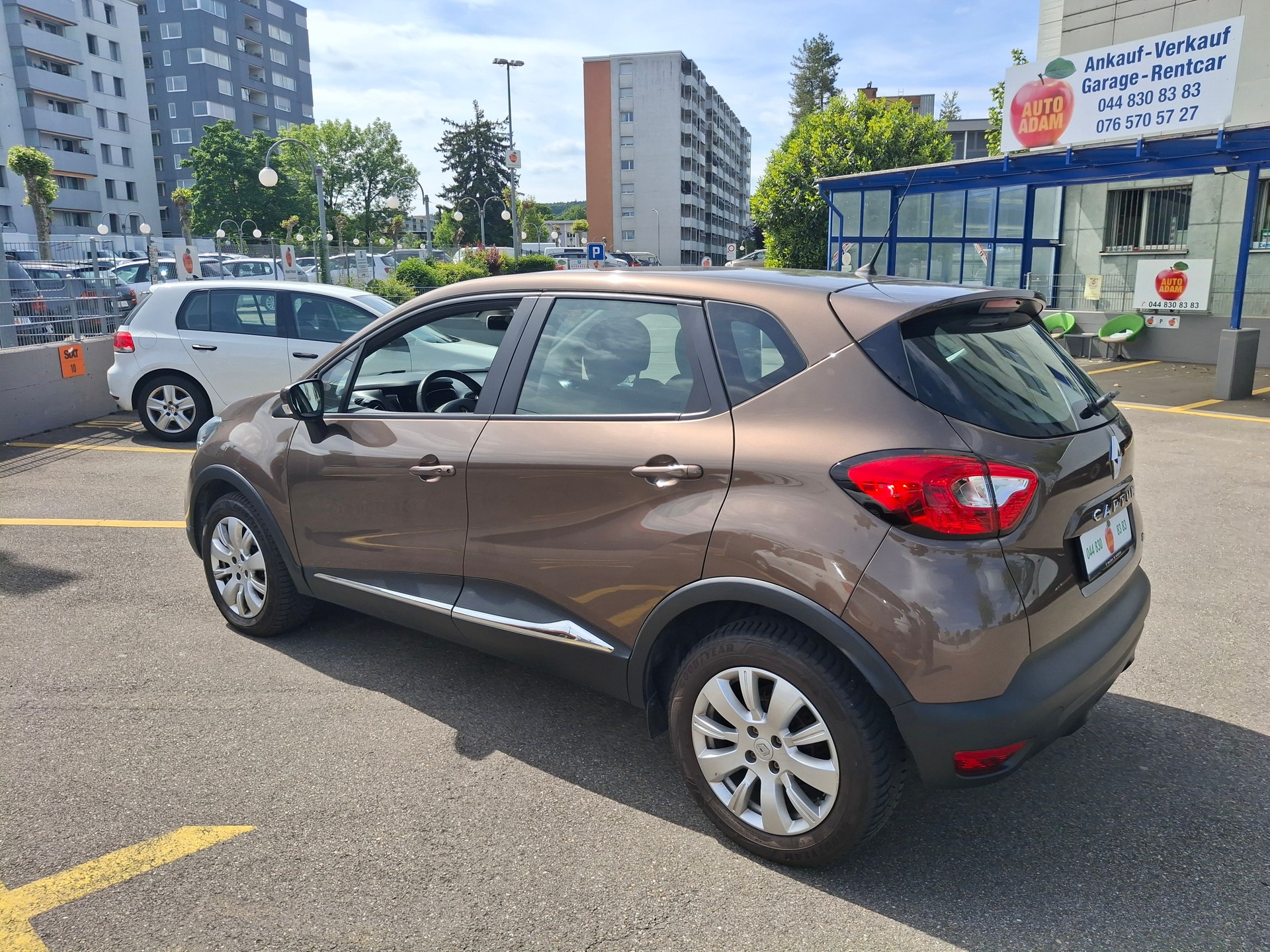 RENAULT Captur 1.2 T 16V Dynamique EDC-image-24