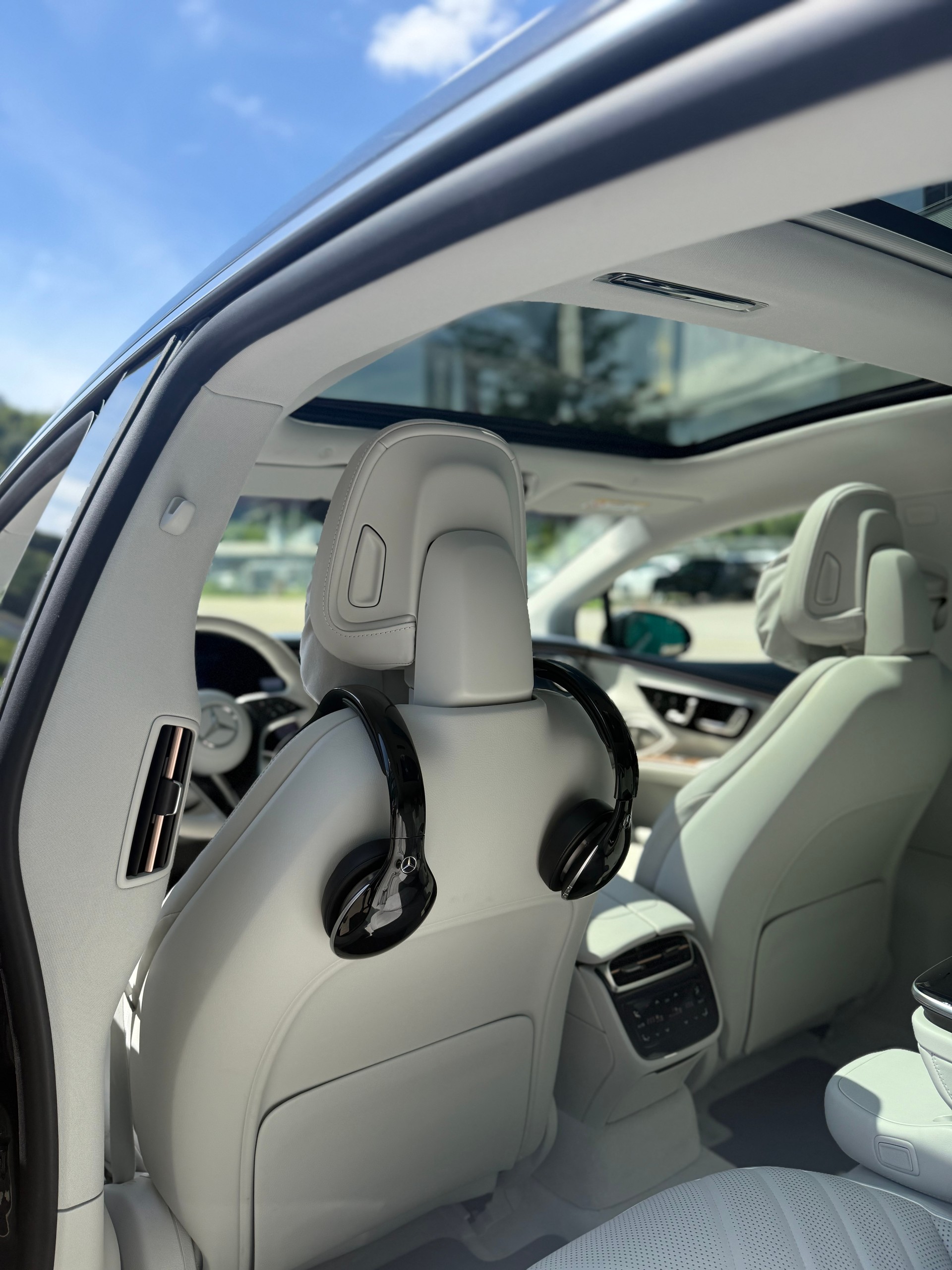 MERCEDES-BENZ EQS 580 4Matic-image-13