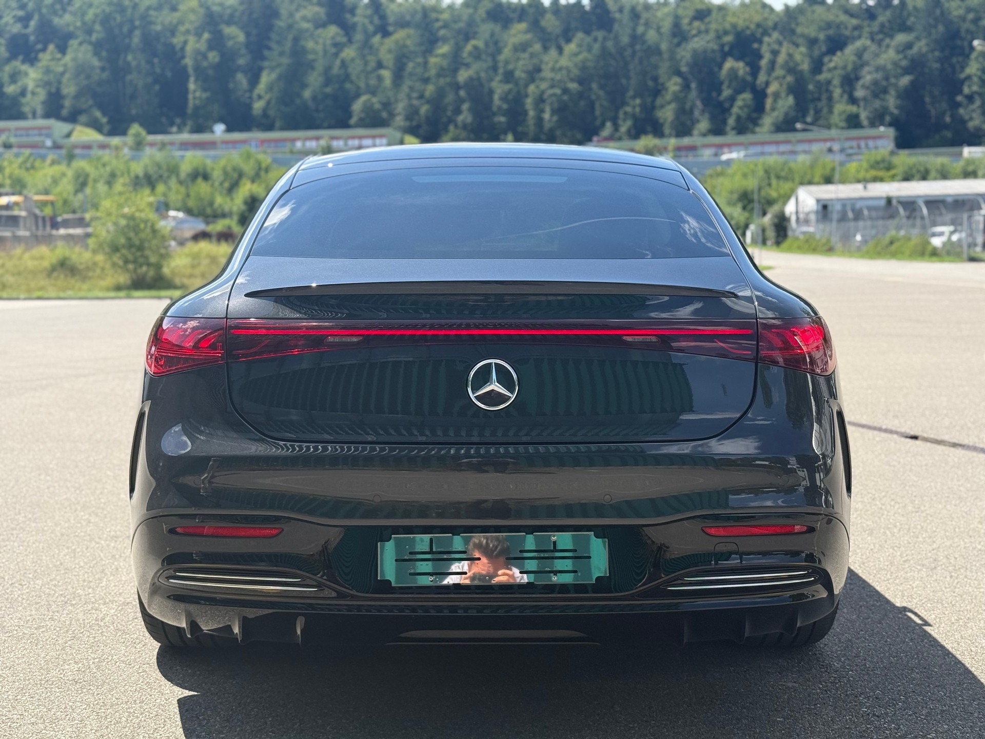 MERCEDES-BENZ EQS 580 4Matic-image-4