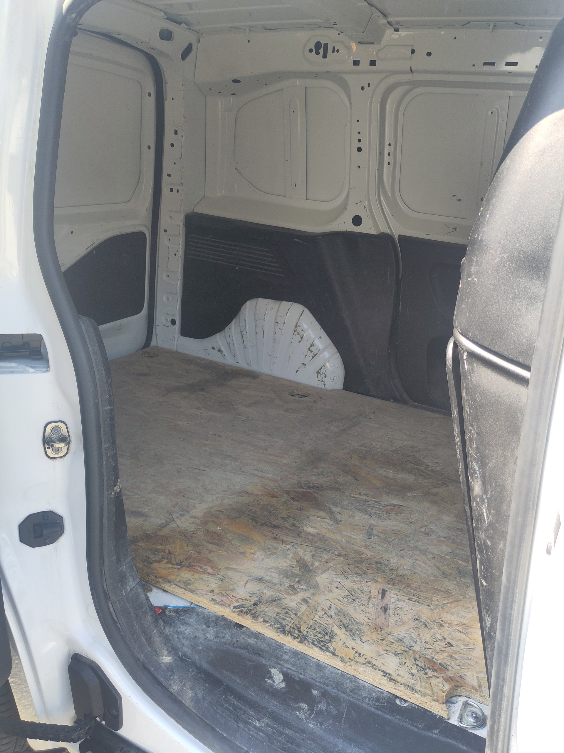PEUGEOT Partner 1.5 Blue HDi s/s Premium 650kg-image-10