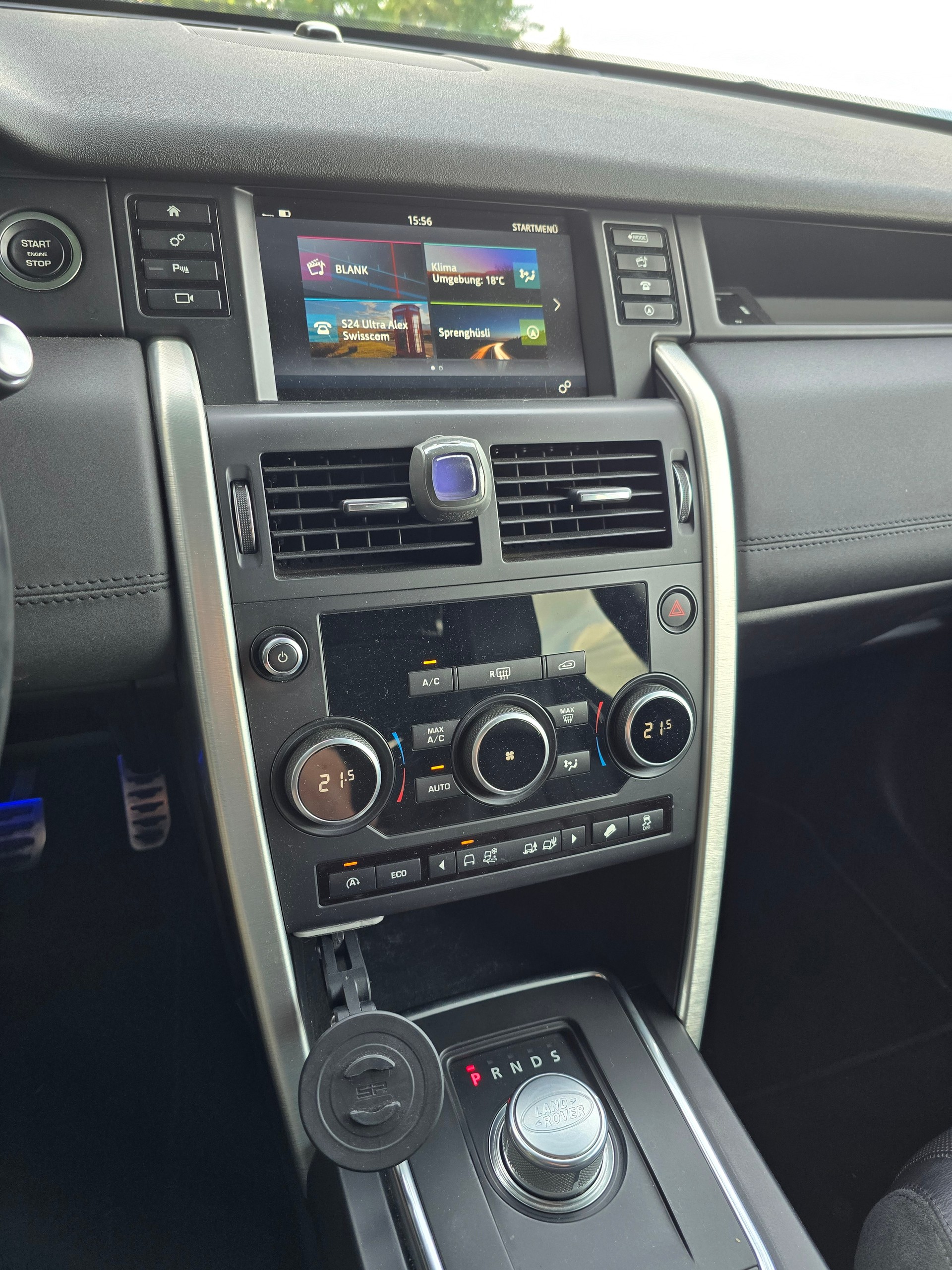 LAND ROVER Discovery Sport 2.0 TD4 SE AT9-image-5