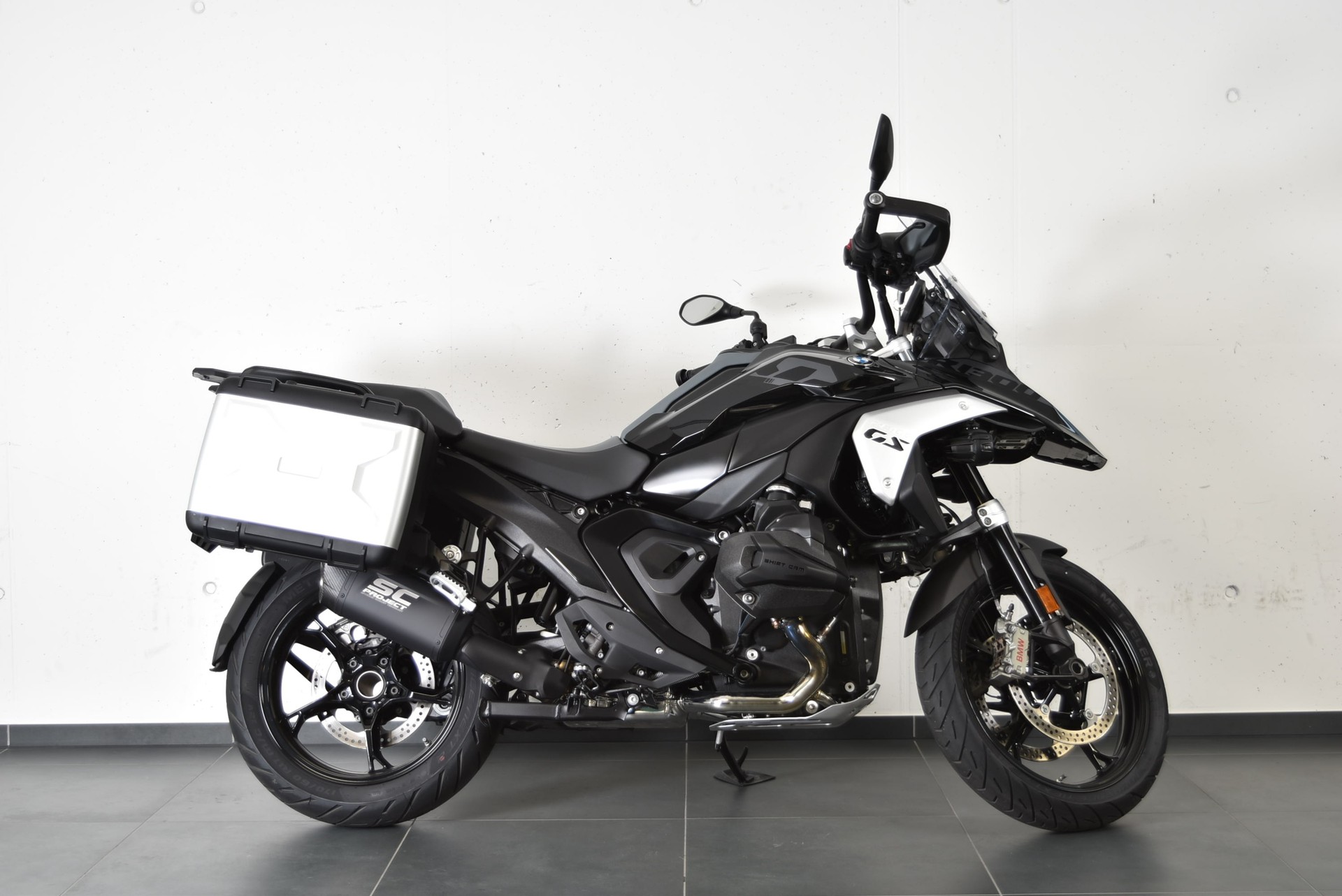 BMW R 1300 GS-image-3