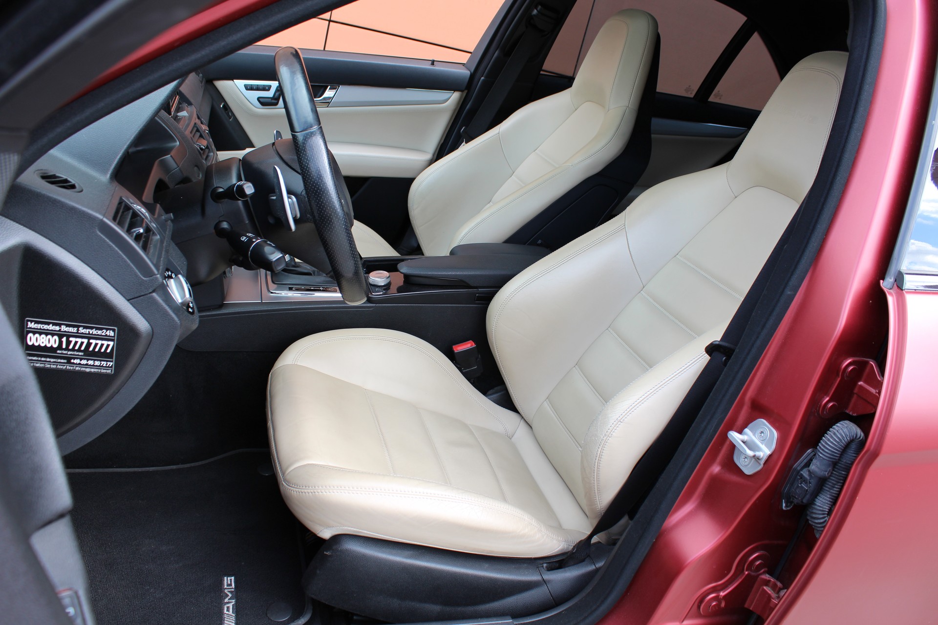 MERCEDES-BENZ C 63 AMG Avantgarde 7G-Tronic-image-6