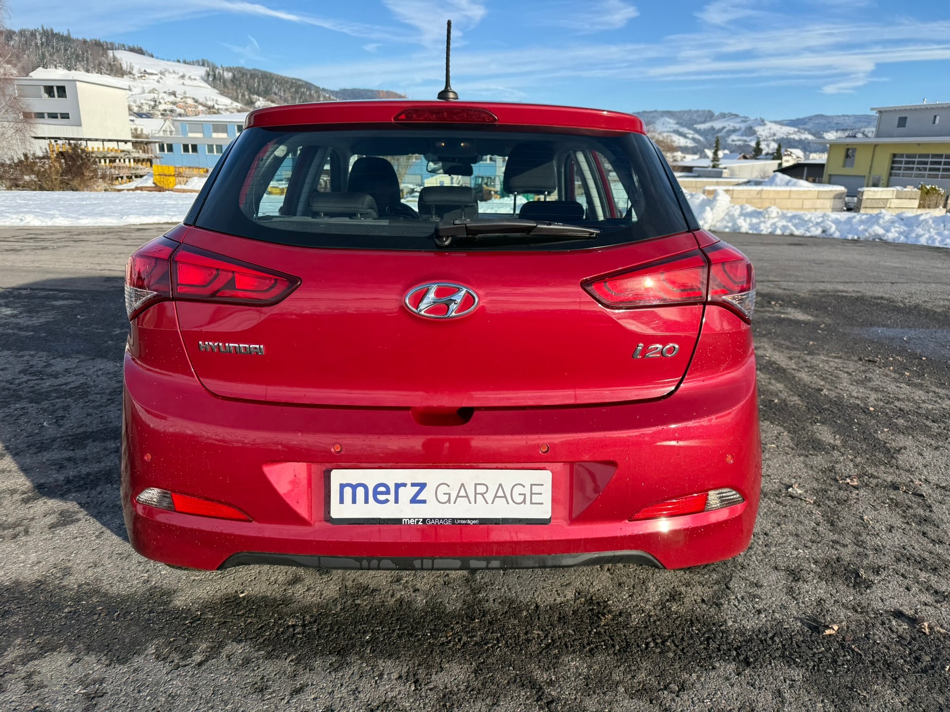 HYUNDAI i20 1.0 T-GDi Amplia-image-8
