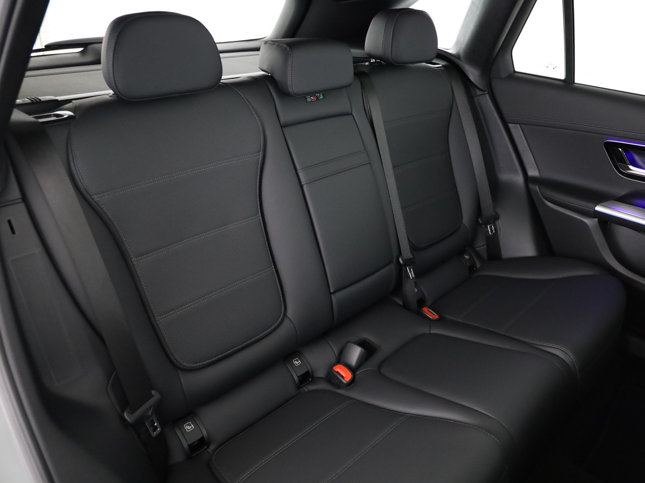 MERCEDES-BENZ GLC 400 e 4Matic 9G-Tronic-image-12