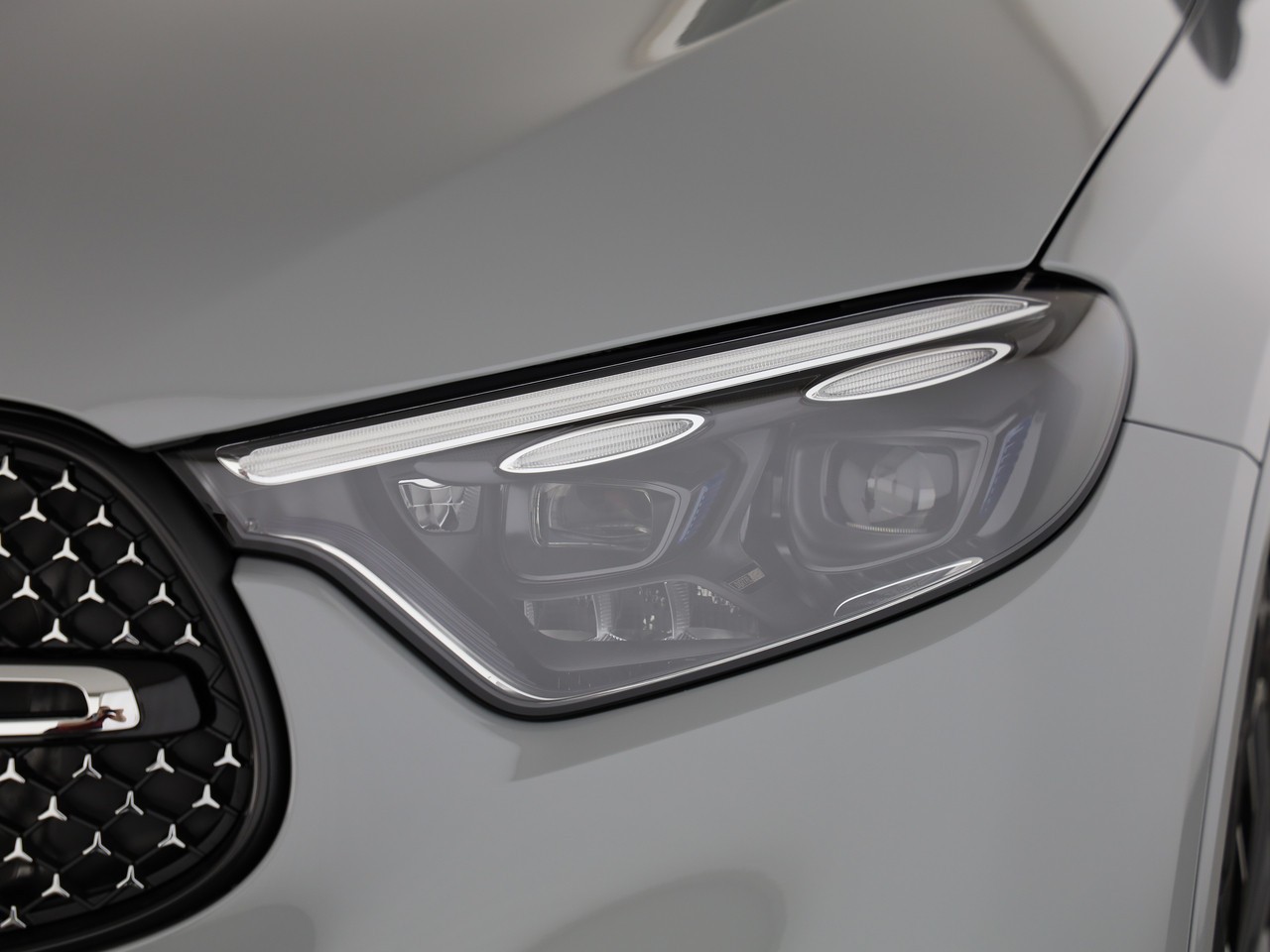 MERCEDES-BENZ GLC 400 e 4Matic 9G-Tronic-image-17