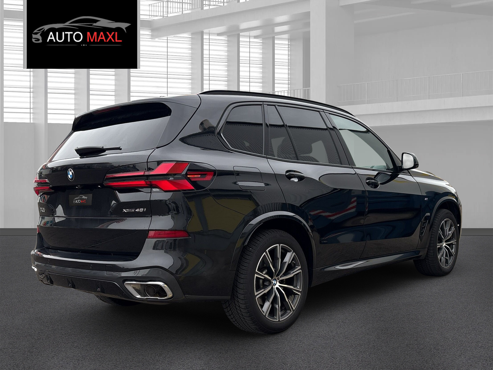 BMW X5 xDrive 48V 40i M Sport Steptronic-showroom-element-3