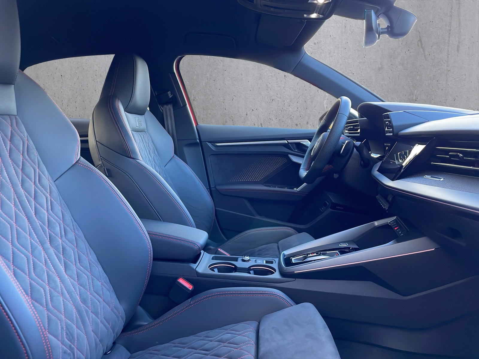 AUDI A3 Limousine 35 TFSI S-Line S-tronic-image-7