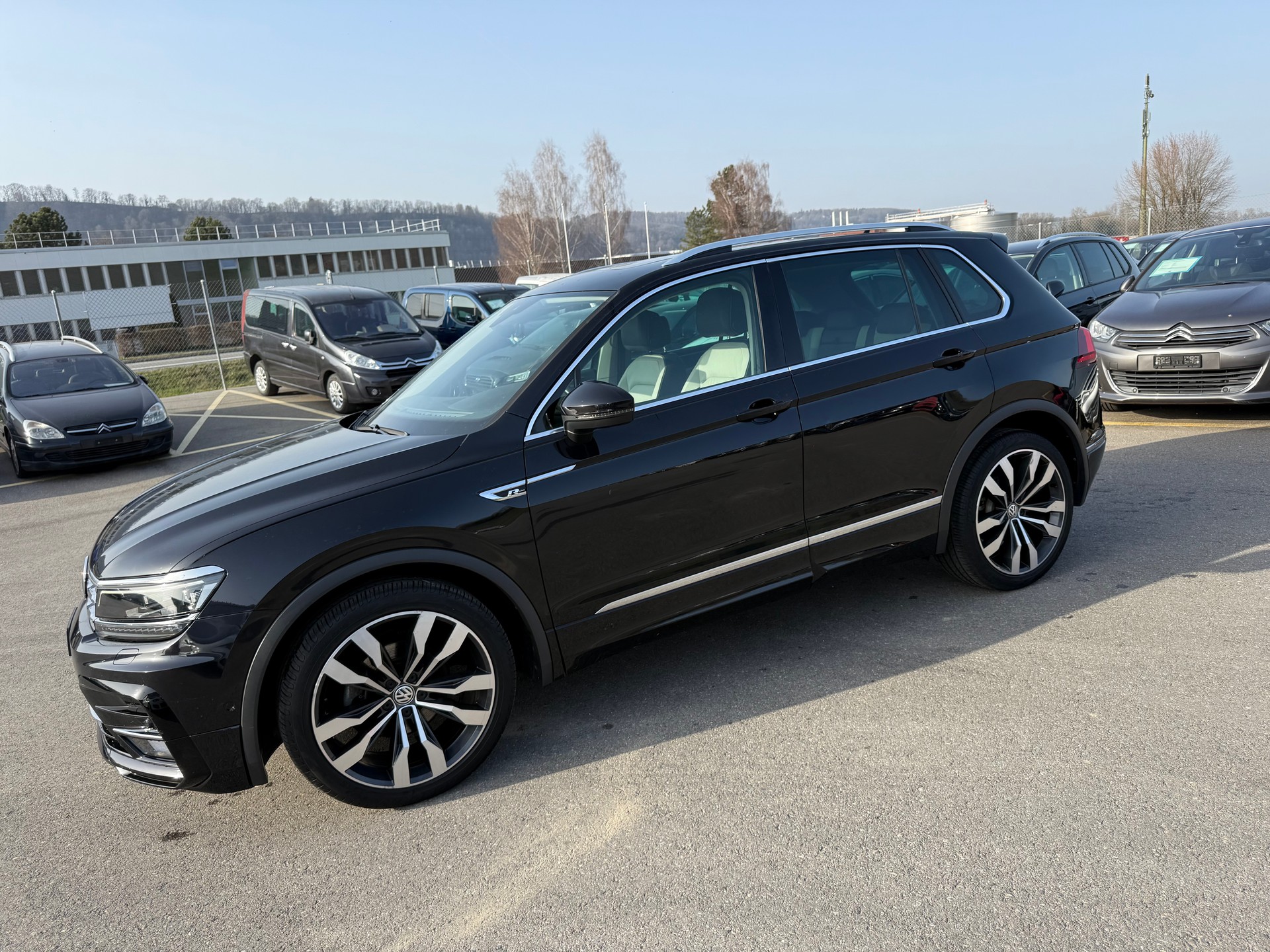 VW Tiguan 1.4TSI ACT R-line Sound 4Motion DSG