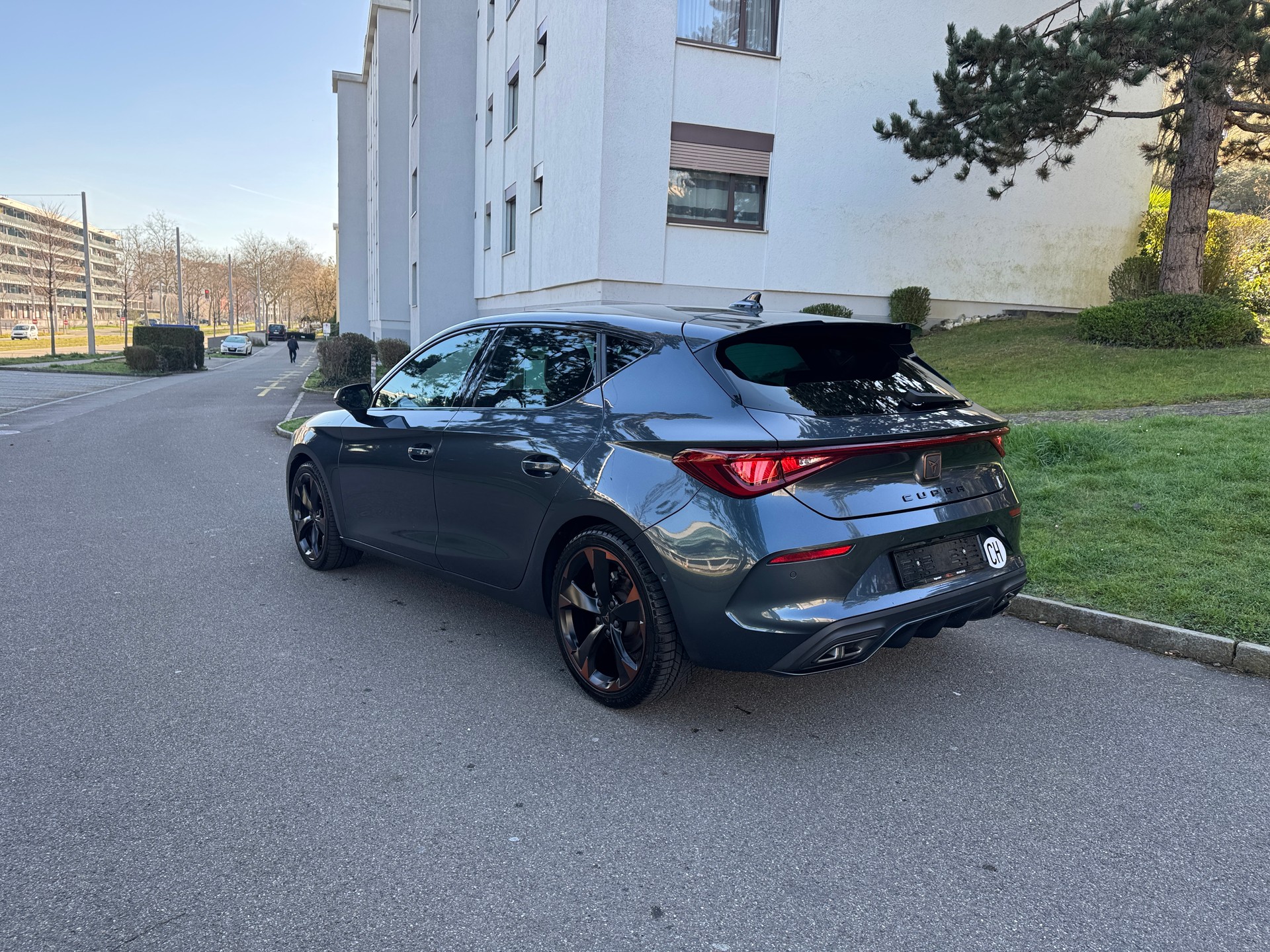 CUPRA LEON-image-4